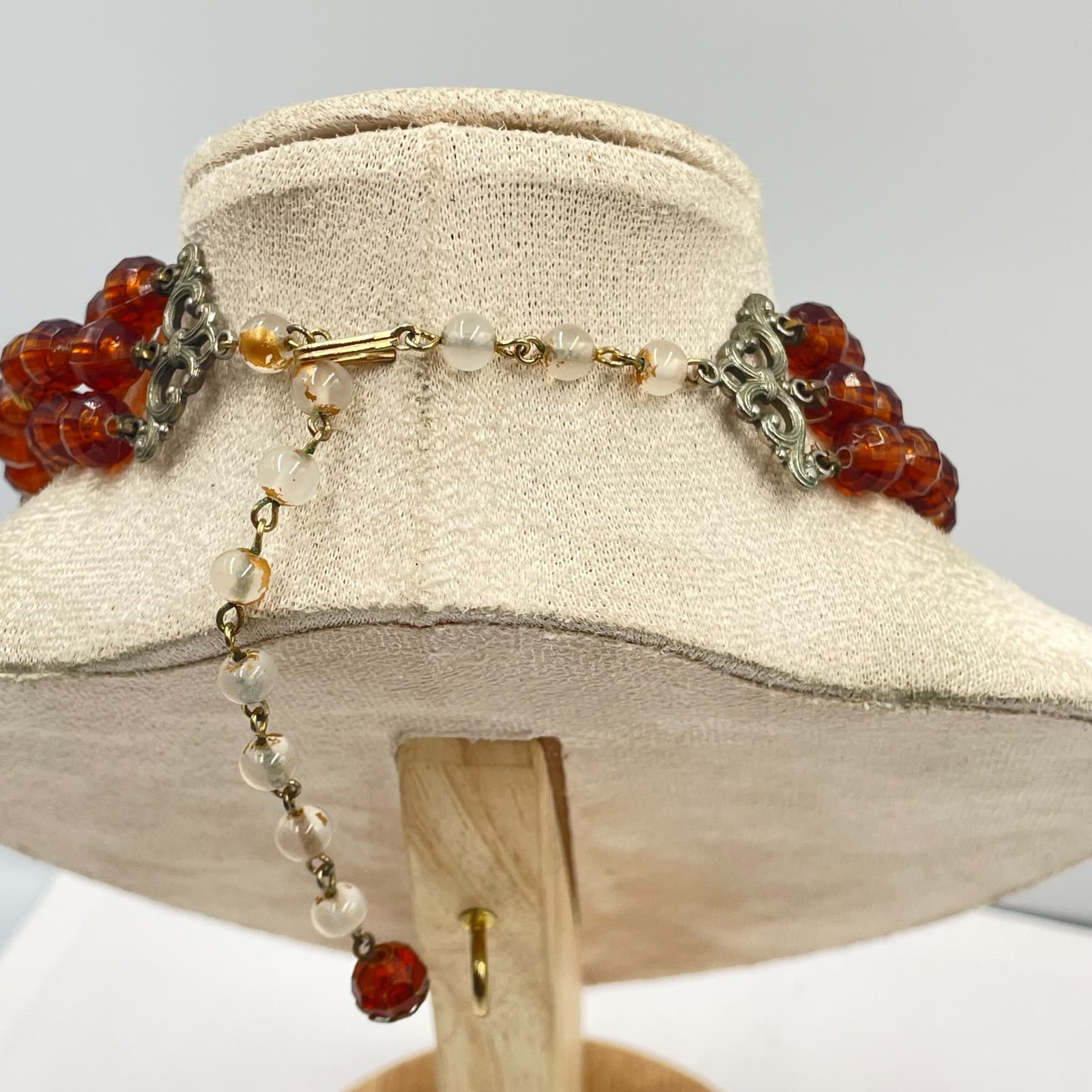 VTG Gold-Tone Amber-Color Faceted Bead Pearls Triple Strand Layered Bib Necklace - Thumbnail 6