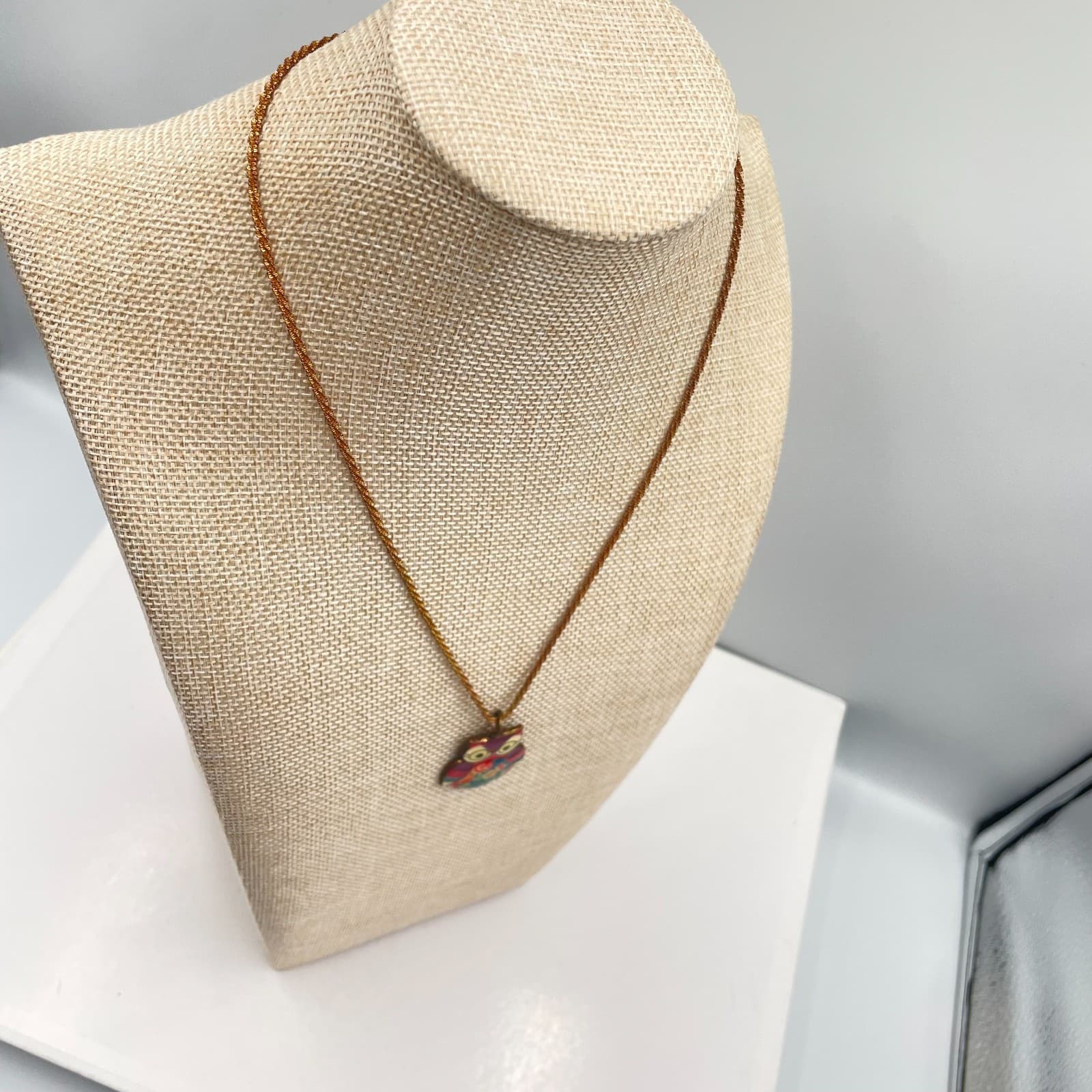 Afterthoughts Y2K Gold-Tone Multicolor Floral Enamel Coated Owl Pendant Necklace - Thumbnail 6