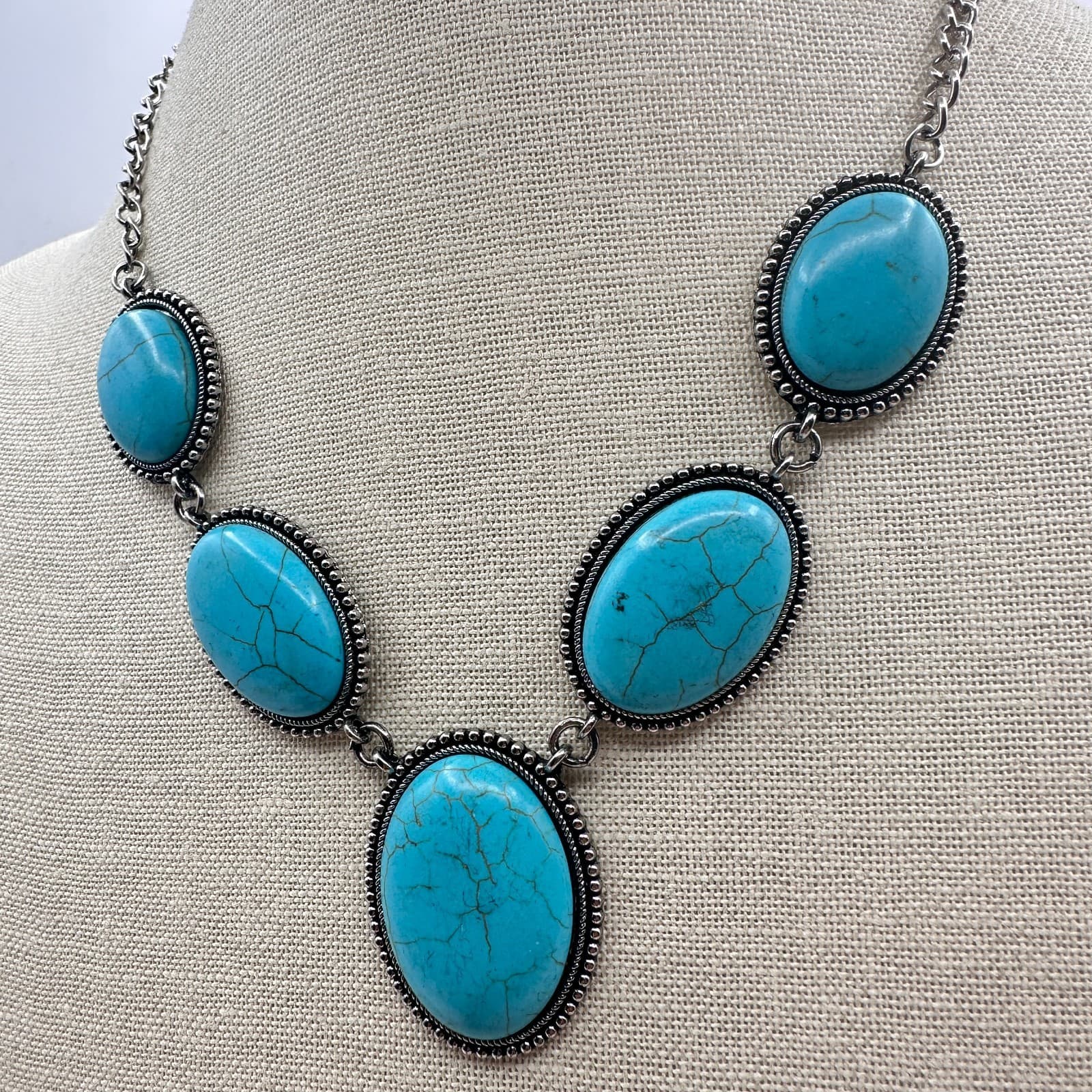 Vintage Y2K Silver Tone Oval Stone Statement Necklace Chain Jewelry - Thumbnail 4