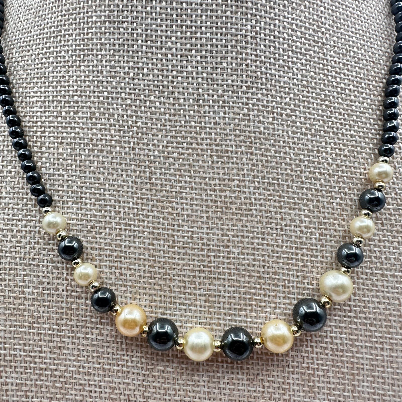 Vintage Y2K Cream Faux Pearl Black Beaded Statement Necklace Gold Tone Jewelry - Thumbnail 3