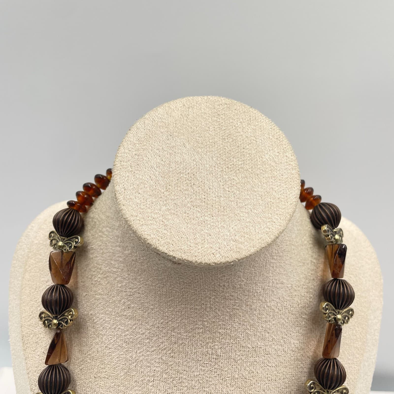 Artisan Gold-Tone Beaded Butterfly Spacers Spiral Heart Pendant Lobster Necklace - Thumbnail 2