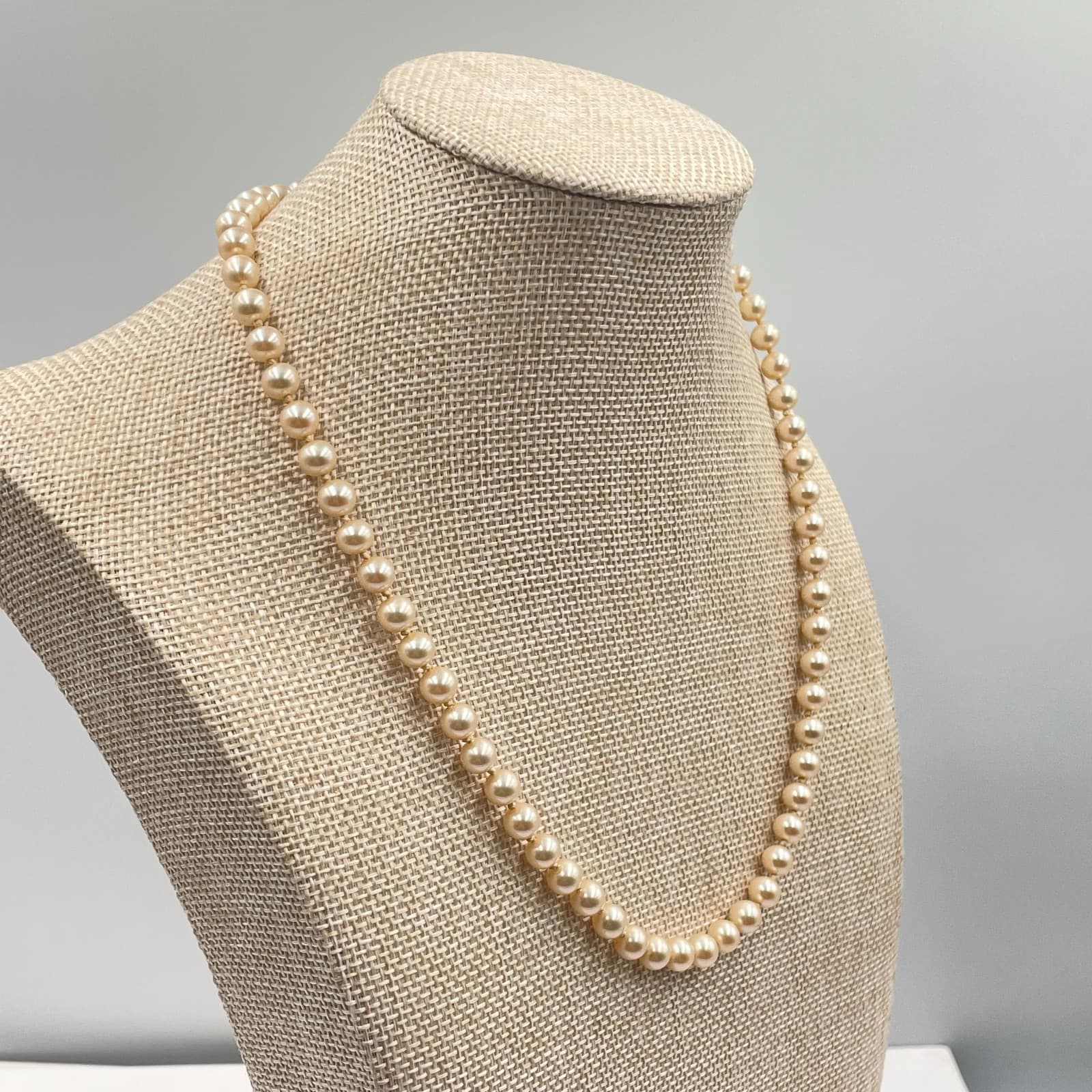 Vintage Gold-Tone Classic Filigree Detail Mother Of Pearl Beaded Collar Necklace - Thumbnail 4