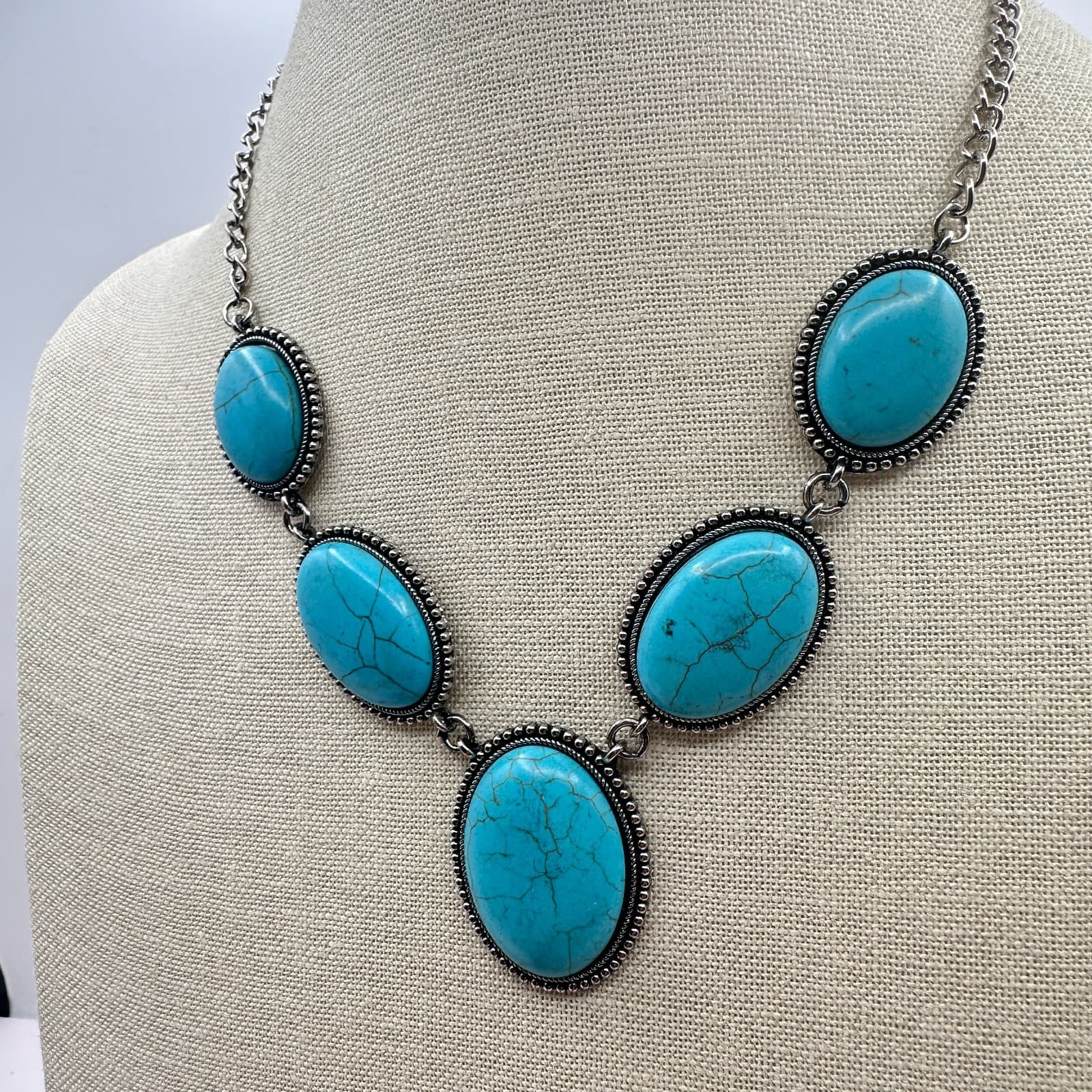 Vintage Y2K Silver Tone Oval Stone Statement Necklace Chain Jewelry - Thumbnail 5