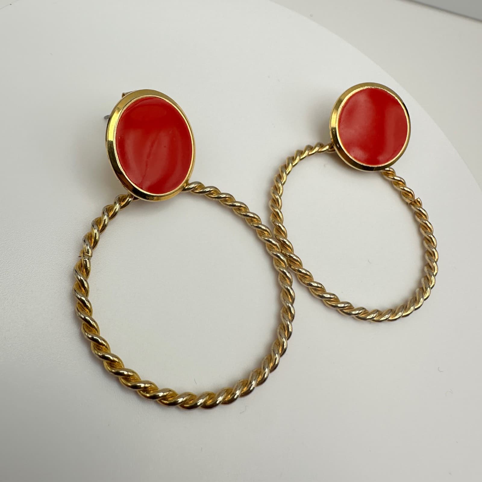 Vintage 80s Gold Tone Red Enamel Twisted Rope Dangle Drop Hoop Earrings Jewelry - Thumbnail 7