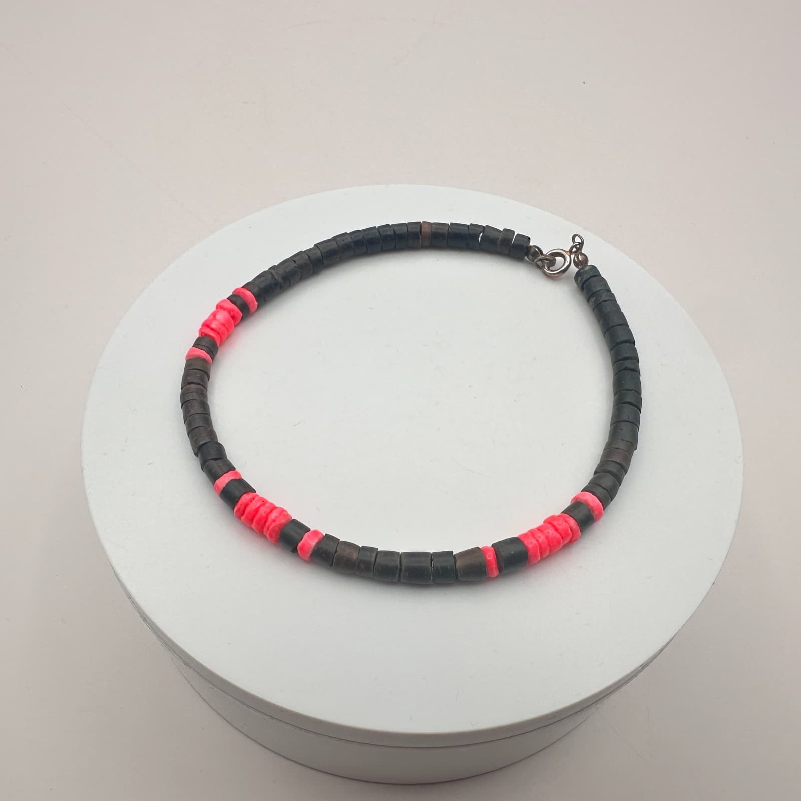 Vintage 90s Heishi Beaded Bracelet Boho Women's Classic Fashion Jewelry - Thumbnail 2