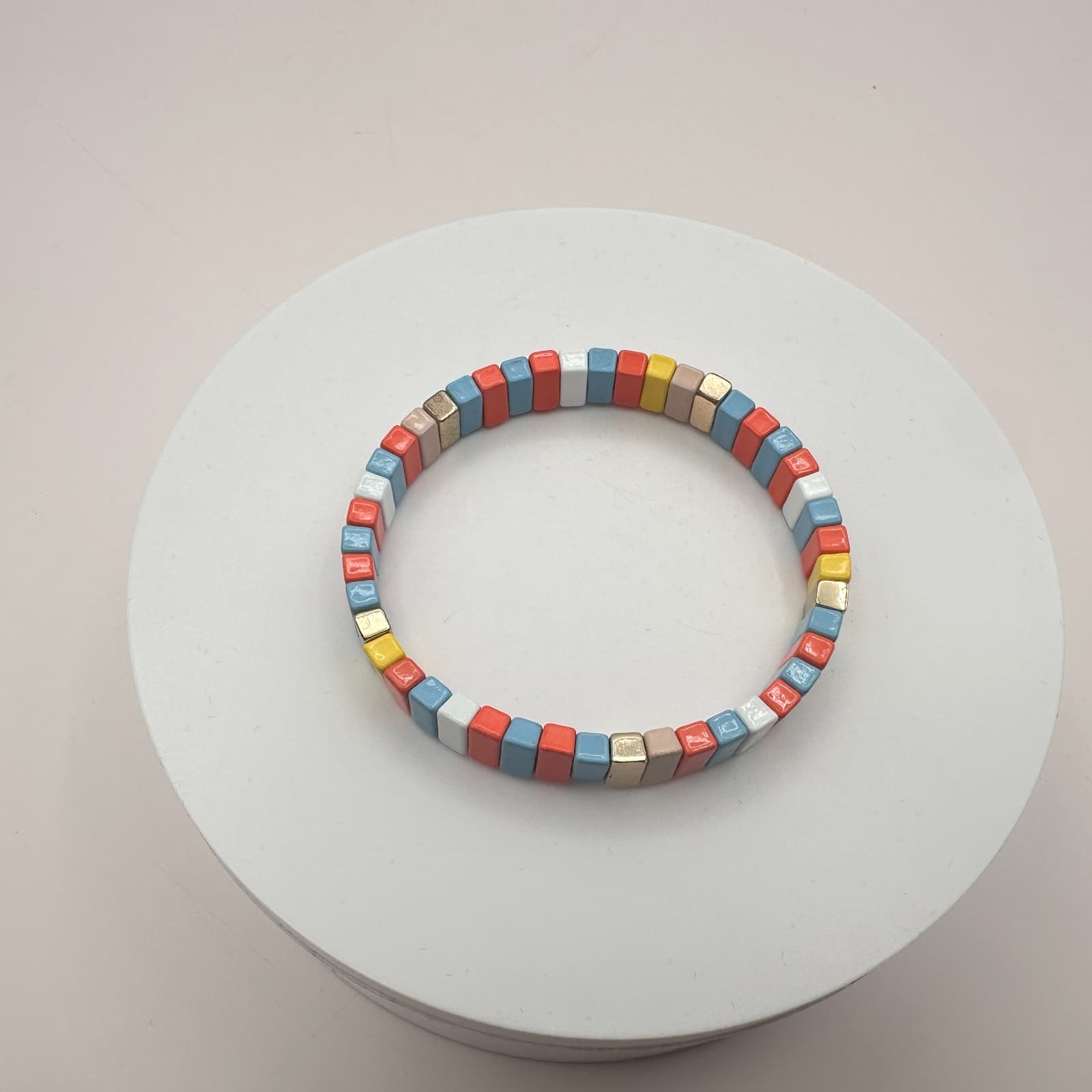 Vintage Y2K Gold Tone Beaded Bracelet Boho Women's Classic Fashion Jewelry - Thumbnail 2