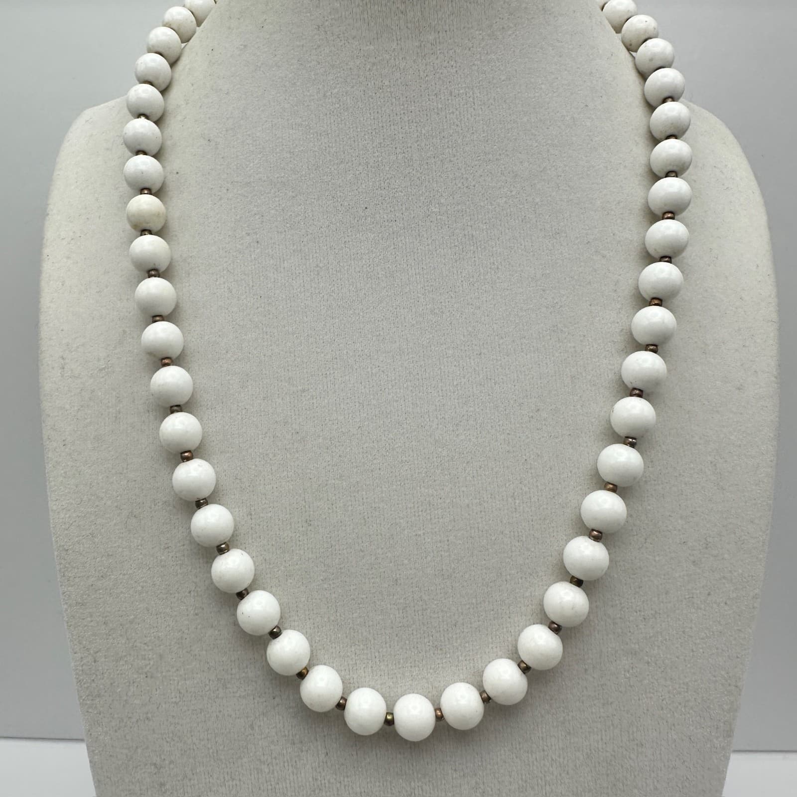 Vintage 90s White Plastic Bead Necklace Round Strand Boho Spring Ring Jewelry - Image 1