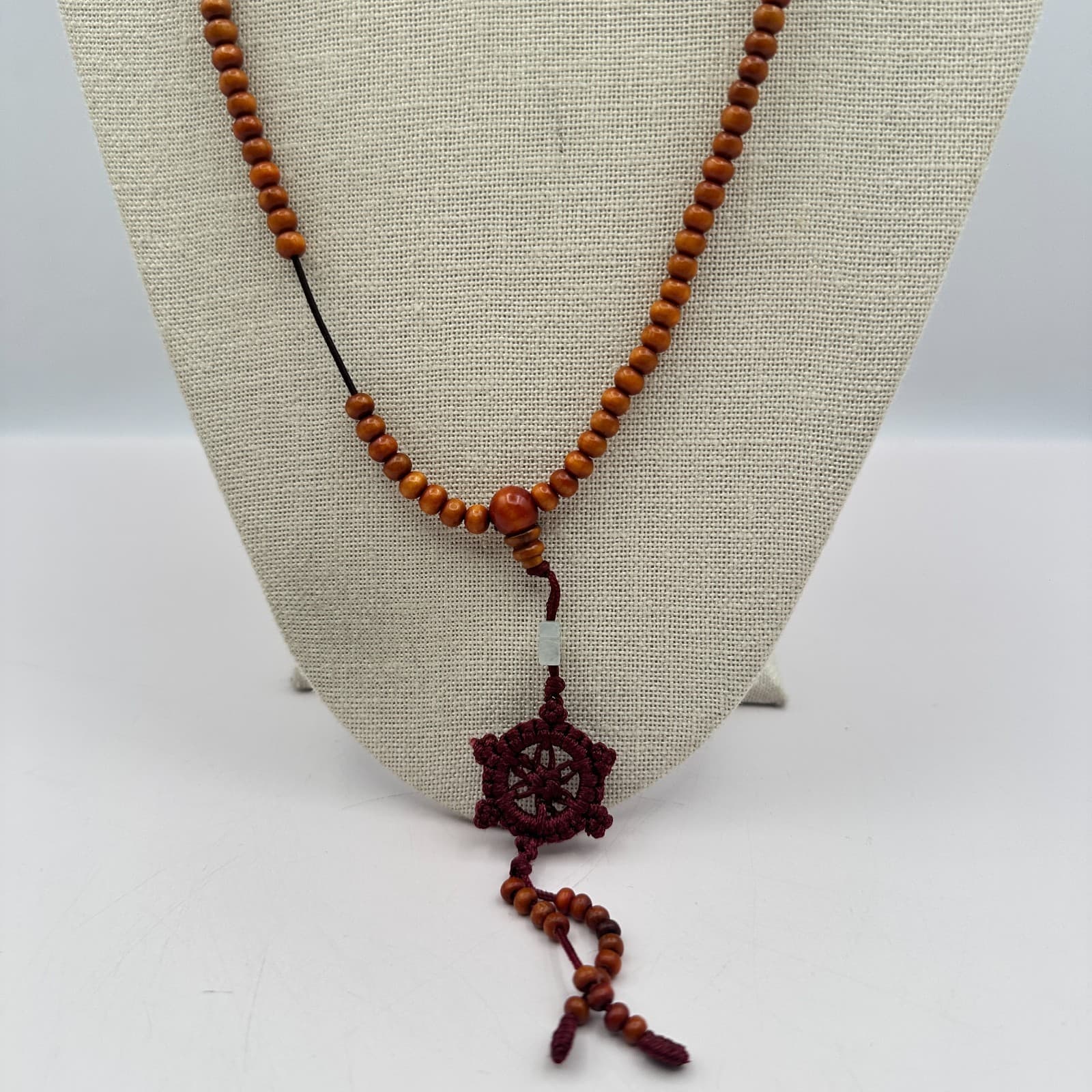 Vintage Y2K Wooden Beaded Dharma Wheel Pendant Necklace Boho Women's Jewelry - Thumbnail 3