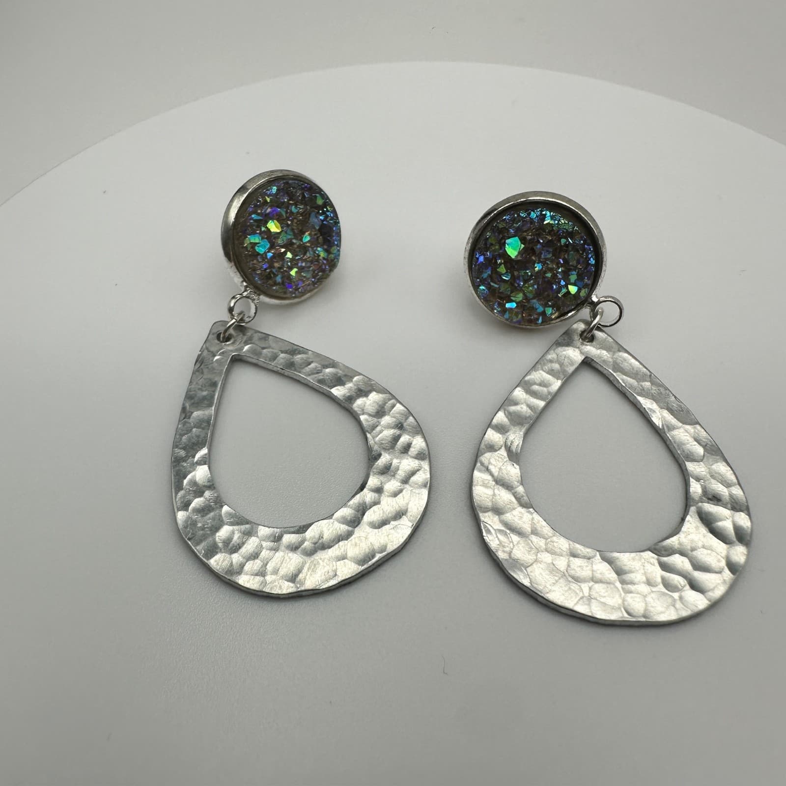 Vintage 90s 80s Dangle Rainbow Druzy Crystal Stone Earrings Silver Tone Jewelry - Thumbnail 5