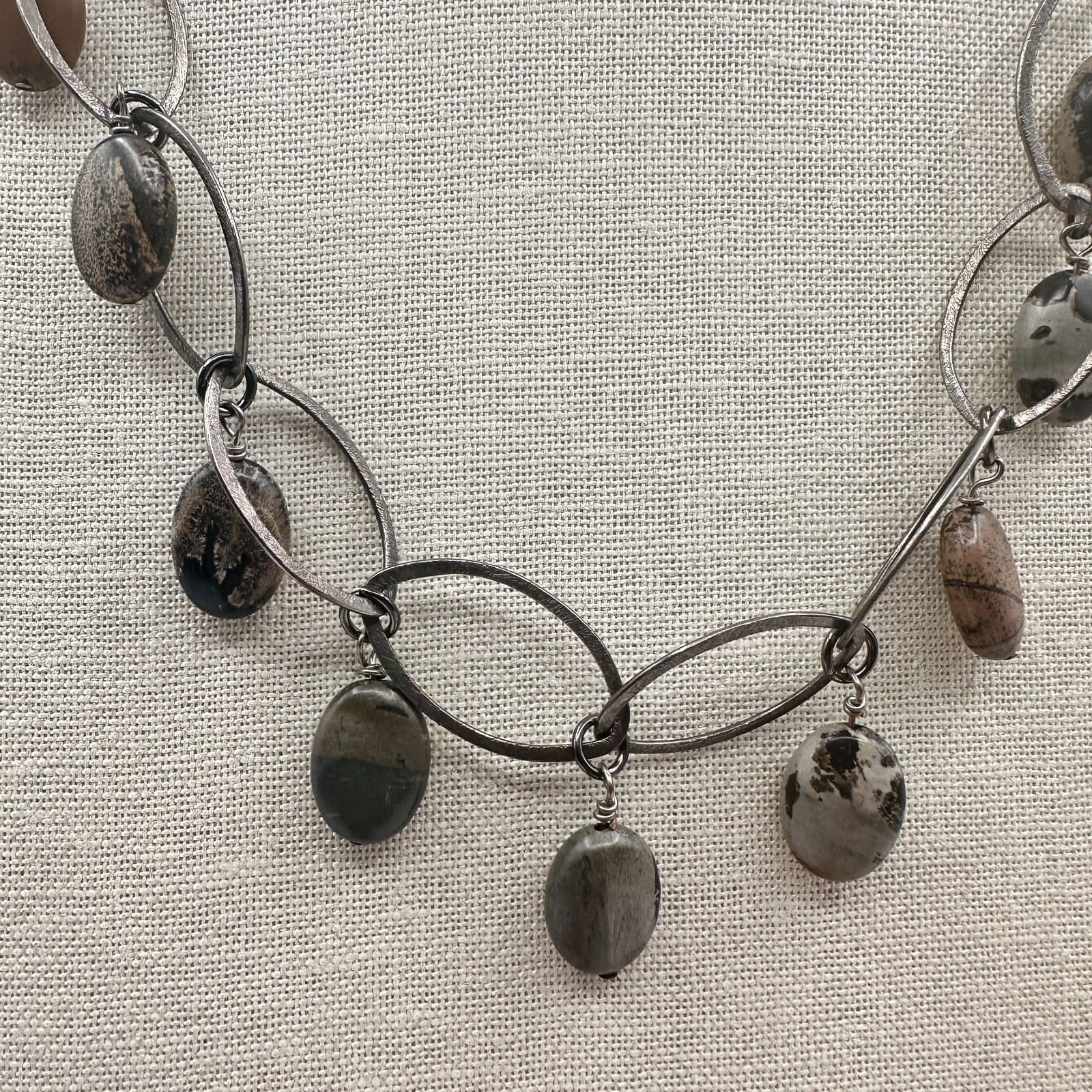 Vintage Y2K Silver Tone Oval Link Glass Stone Statement Necklace Women's Jewelry - Thumbnail 3