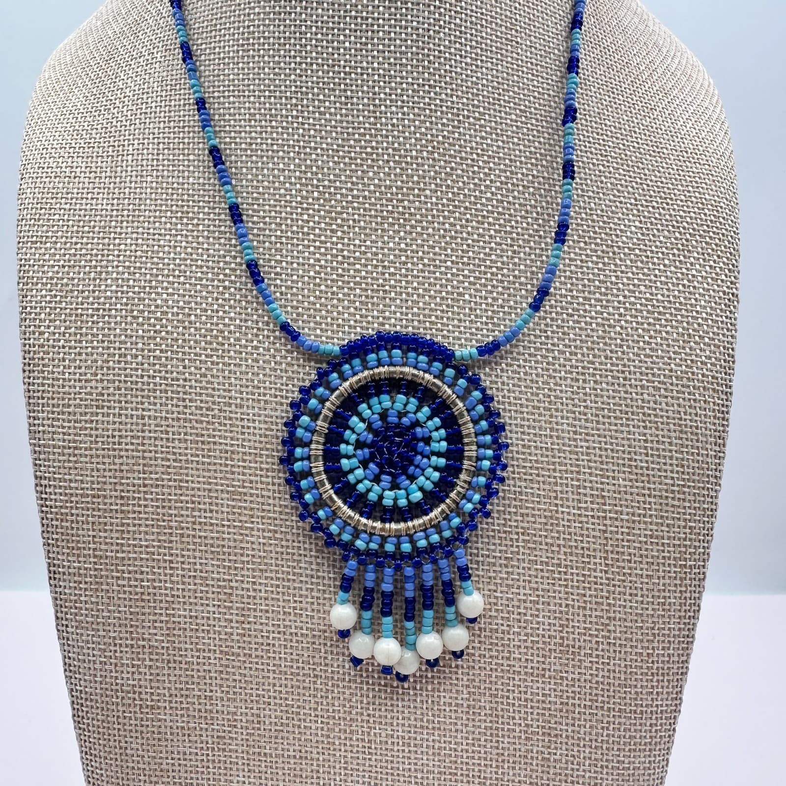 Vintage 90s Seed Beaded Dreamcatcher Necklace Women's Classic Fashion Jewelry - Thumbnail 3