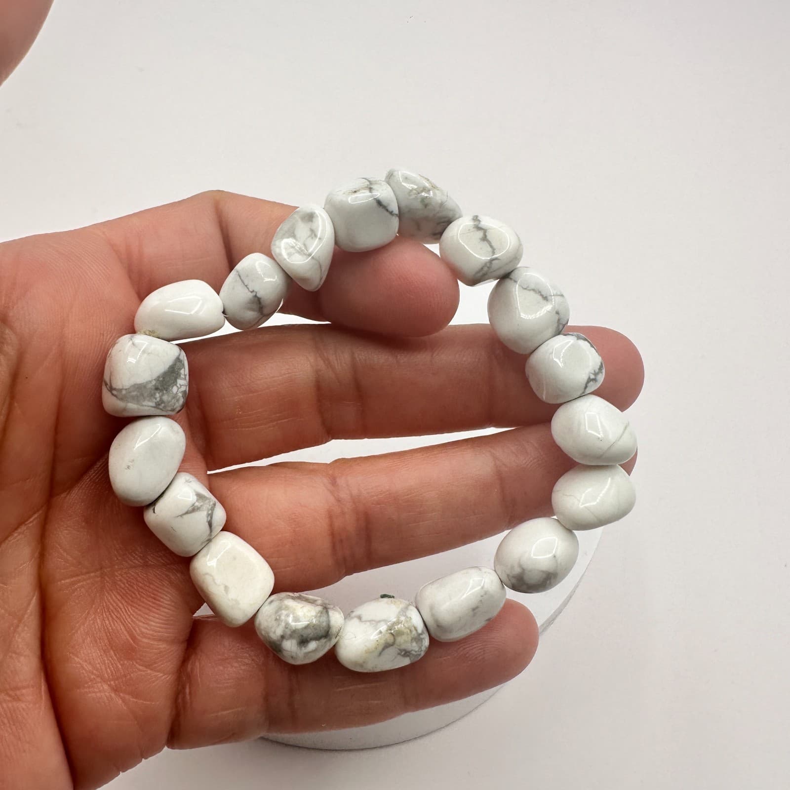 Vintage Y2K White Howlite Tumbled Stone Stretch Bracelet Women's Classic Jewelry - Thumbnail 6