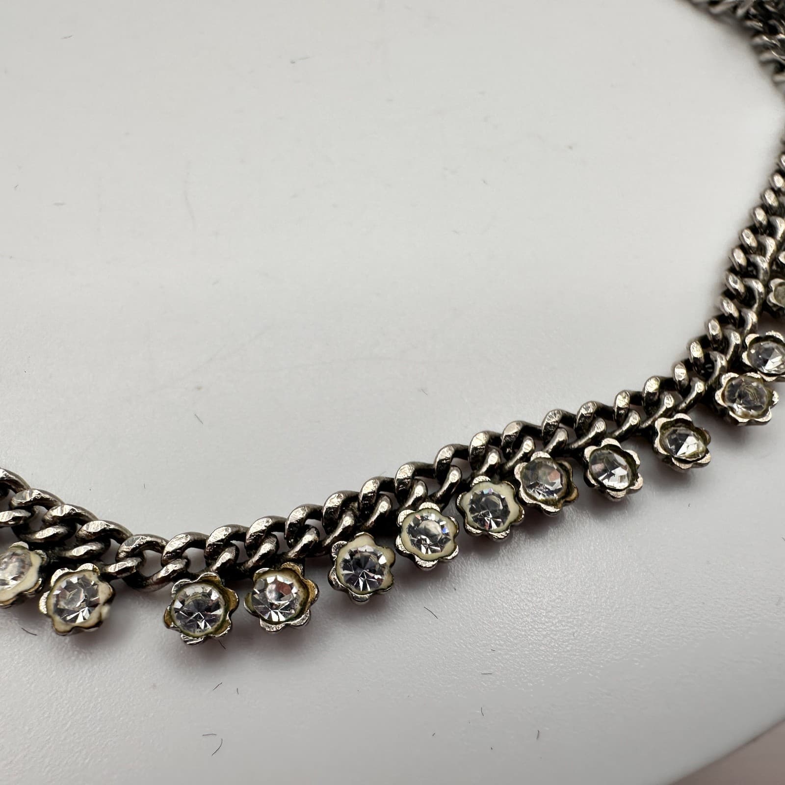 Vintage Y2K Silver Tone Curb Chain Rhinestone Bracelet Women Classic Jewelry - Thumbnail 3