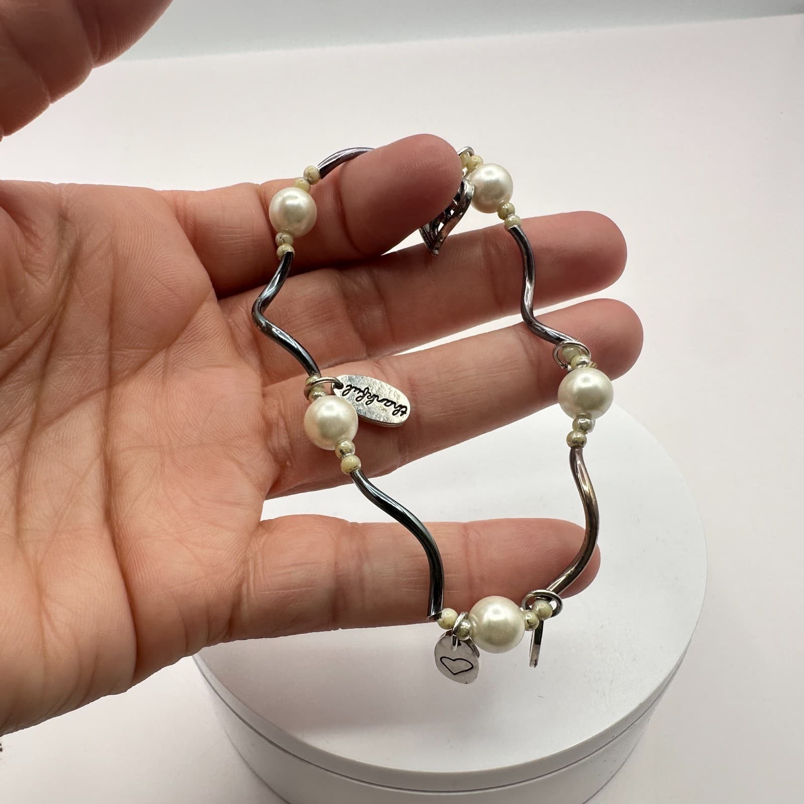 Vintage Y2K Silver Tone Faux Pearl Heart Grateful Charm Bracelet Women's Jewelry - Thumbnail 7