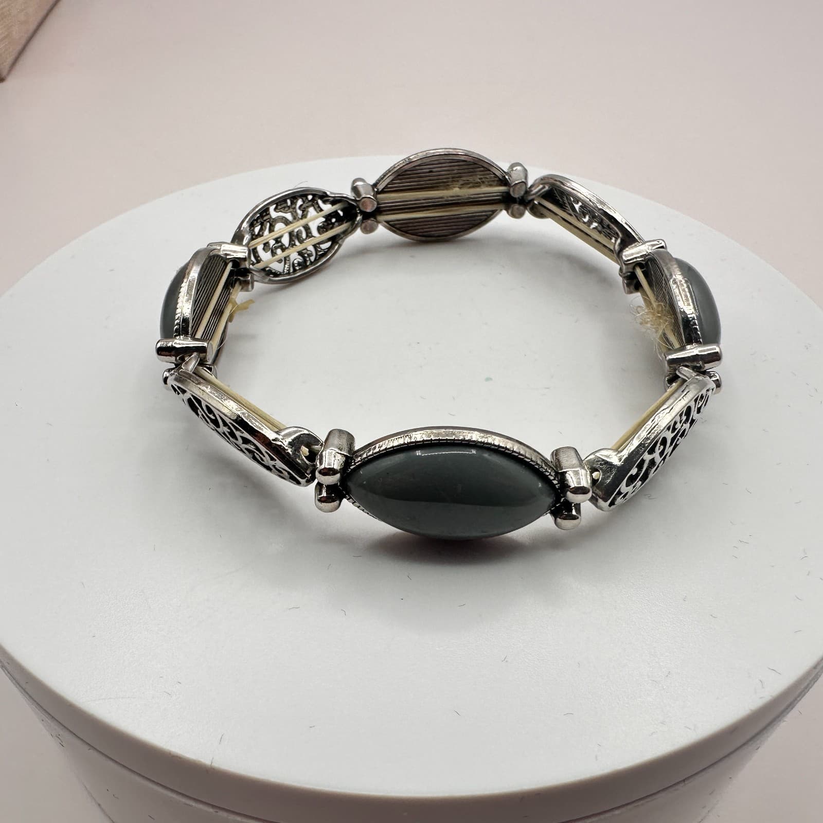 Vintage Y2K Silver Tone Filigree Stretch Marquise Bracelet Women's Jewelry - Thumbnail 2