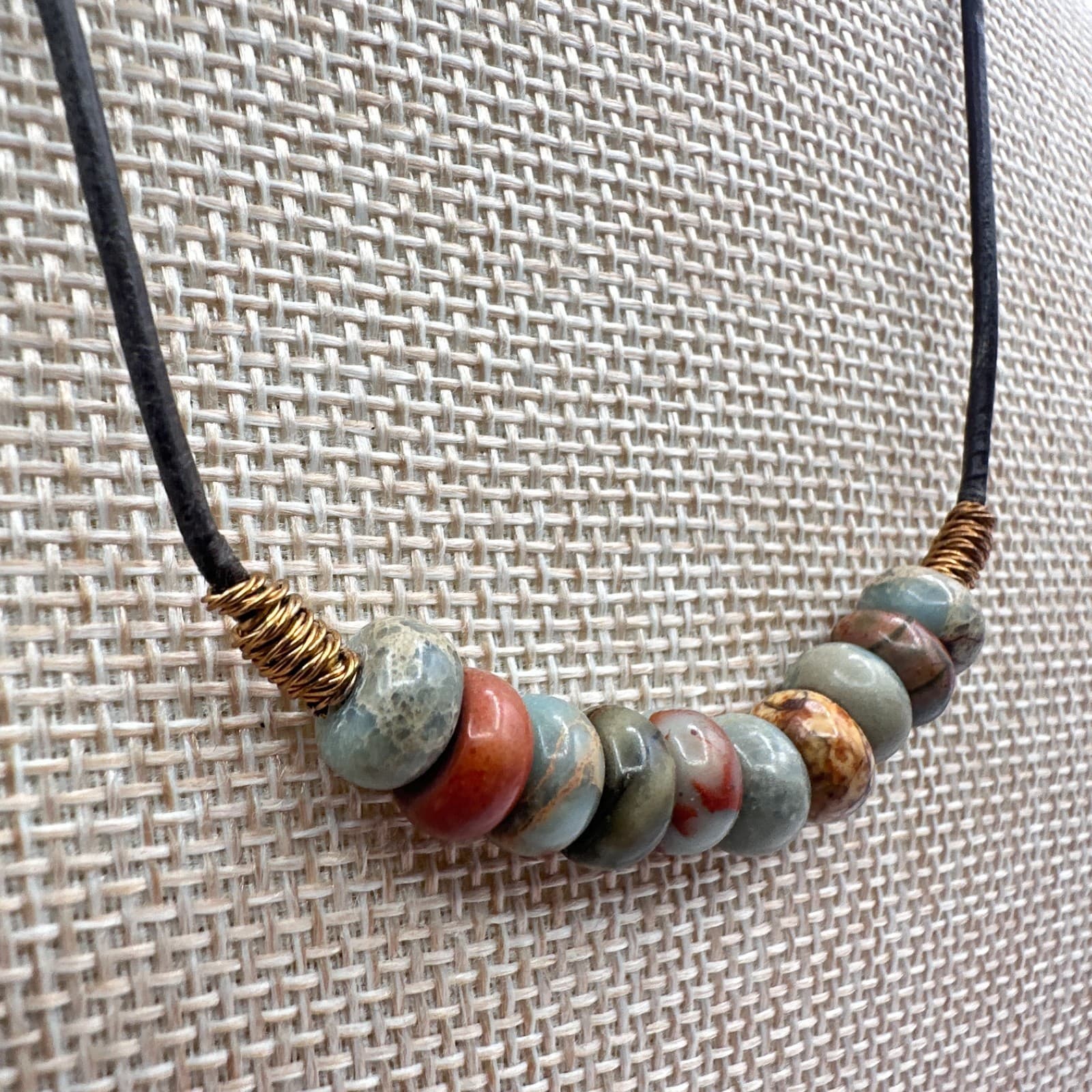 Vintage Y2K Brass Tone Beaded Necklace Leather Cord Women's Classic Jewelry - Thumbnail 4