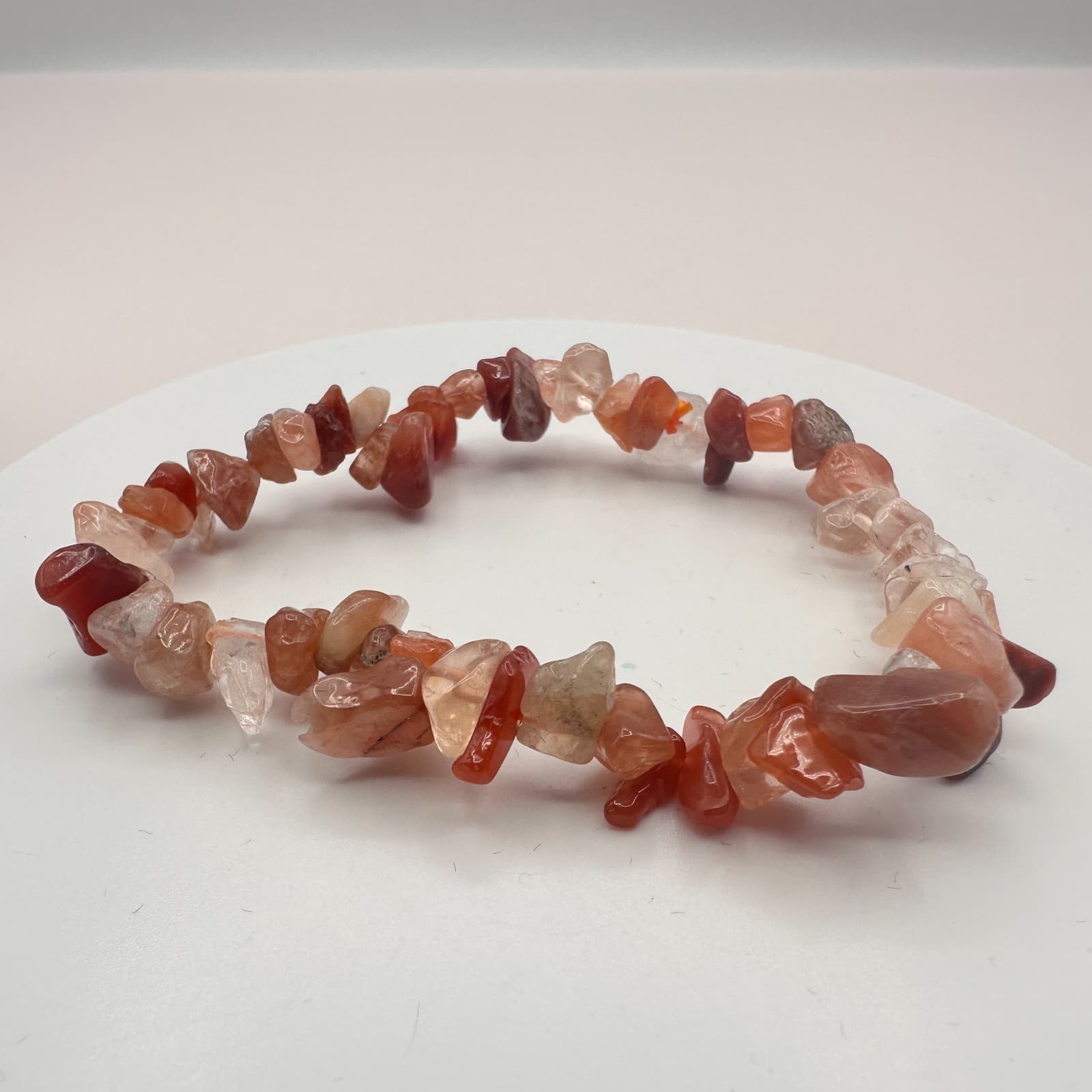 Vintage 90s Carnelian Chip Beaded Stretch Bracelet Unisex Classic Jewelry - Thumbnail 2