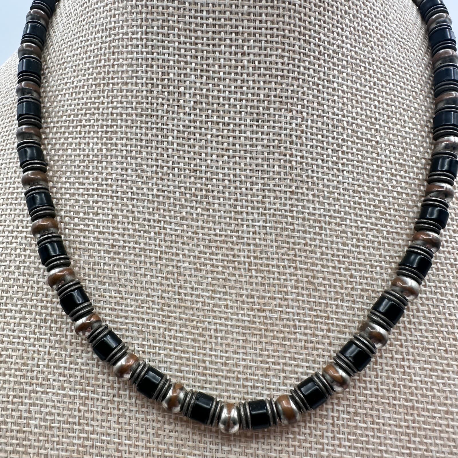 Vintage Y2K Silver Tone Beaded Necklace Boho Women's Classic Fashion Jewelry - Thumbnail 2