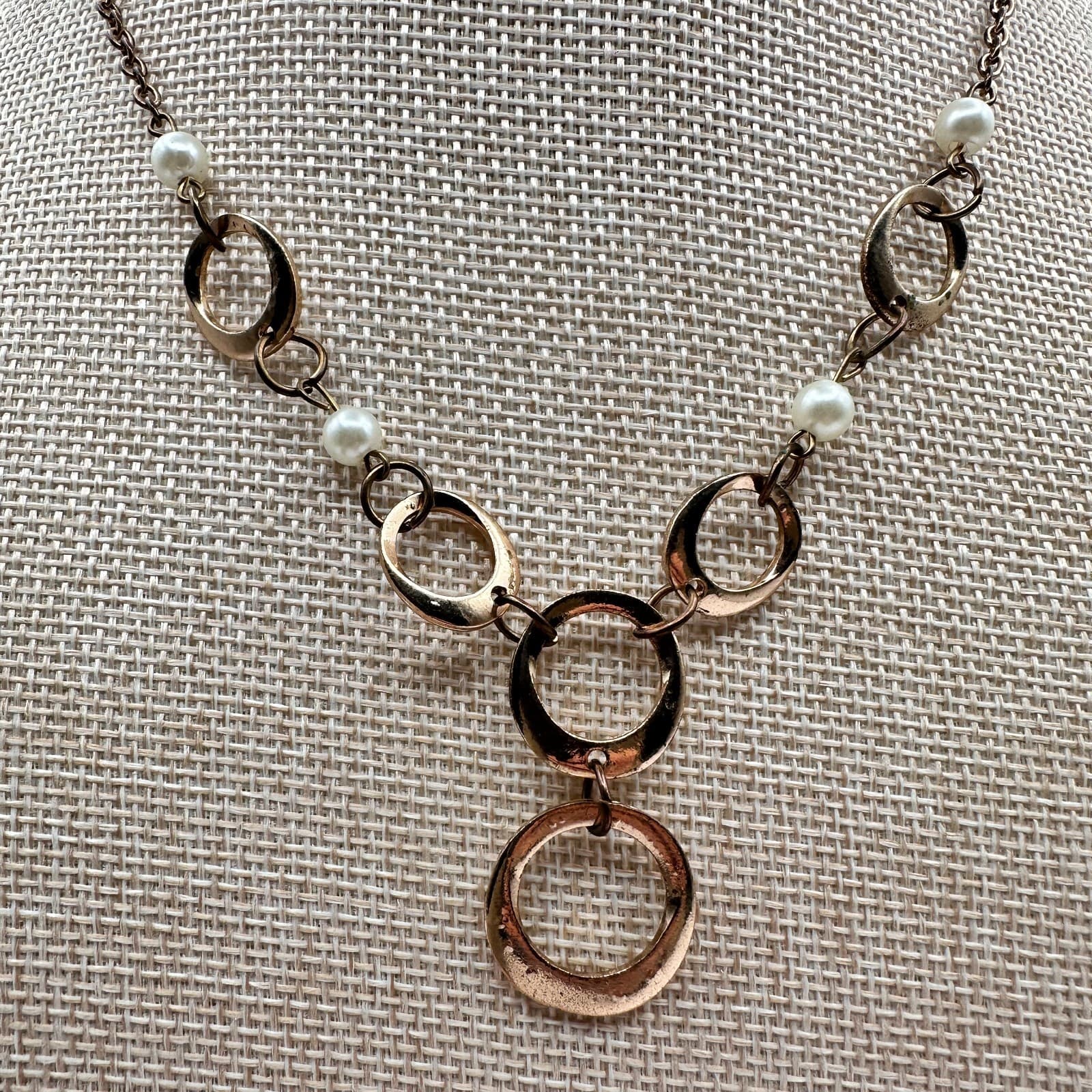 Vintage Y2K Gold Tone Faux Pearl Geometric Circle Link Necklace Women's Jewelry - Thumbnail 3