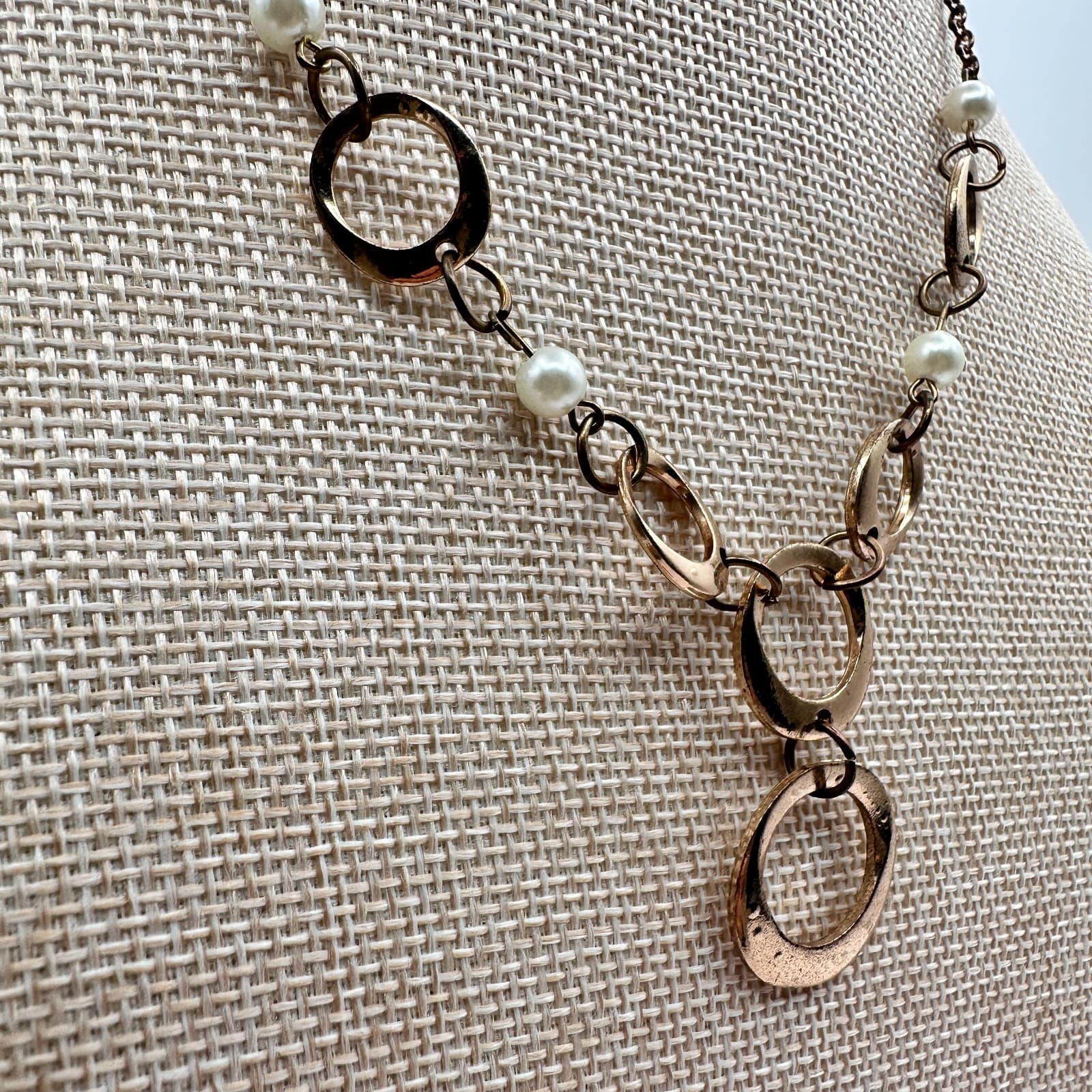 Vintage Y2K Gold Tone Faux Pearl Geometric Circle Link Necklace Women's Jewelry - Thumbnail 4