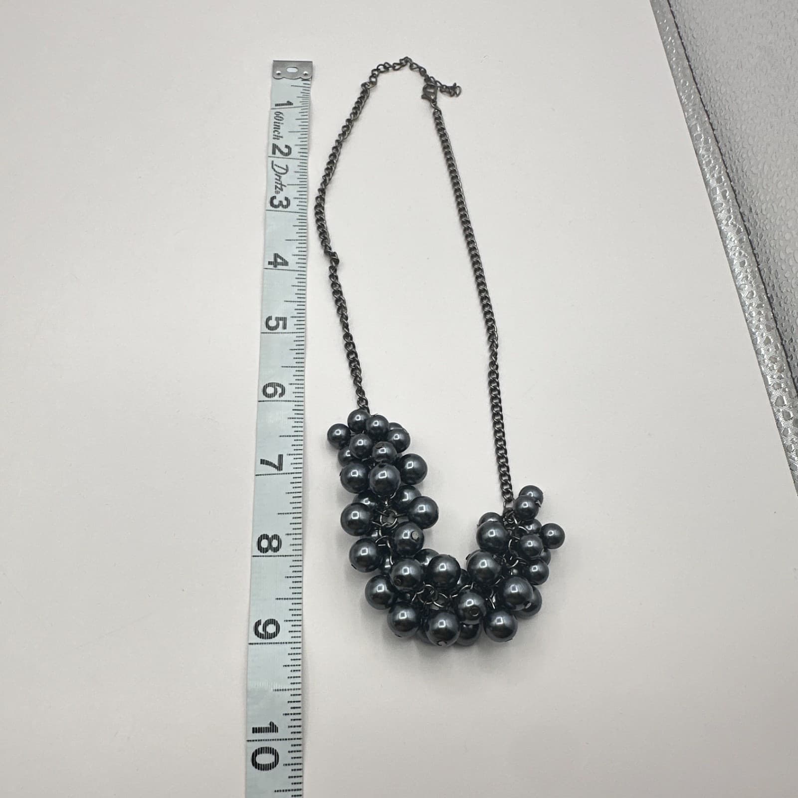 Vintage 90s Silver Tone Layered Chain Necklace Shimmering Faux Pearl Jewelry - Thumbnail 2