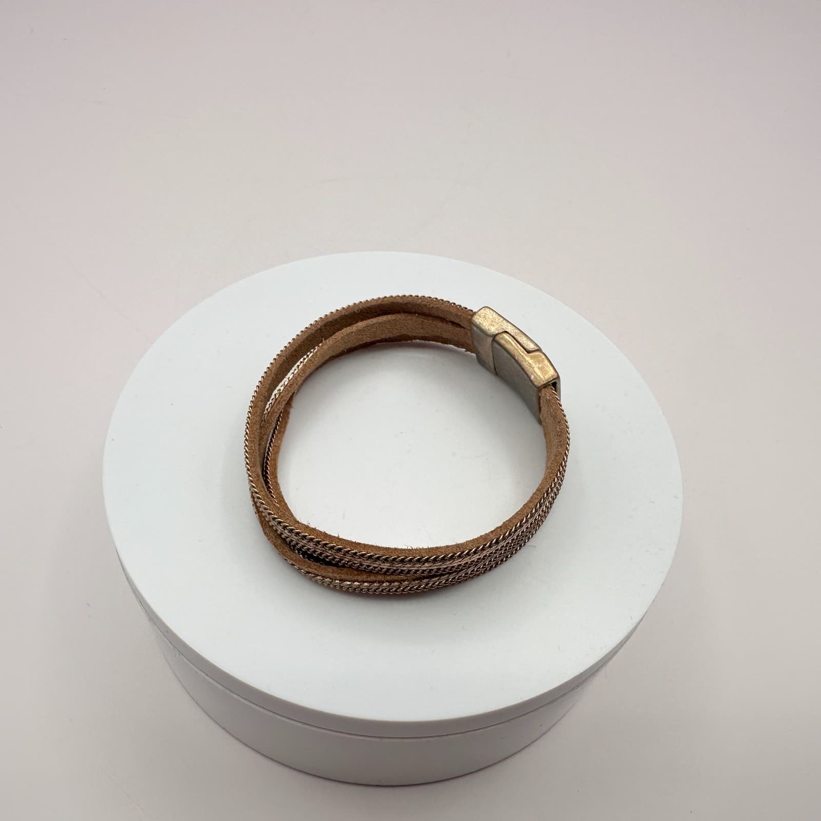 Vintage Y2K Gold Tone Leather Chain Wrapped Bracelet Unisex Classic Jewelry - Thumbnail 4