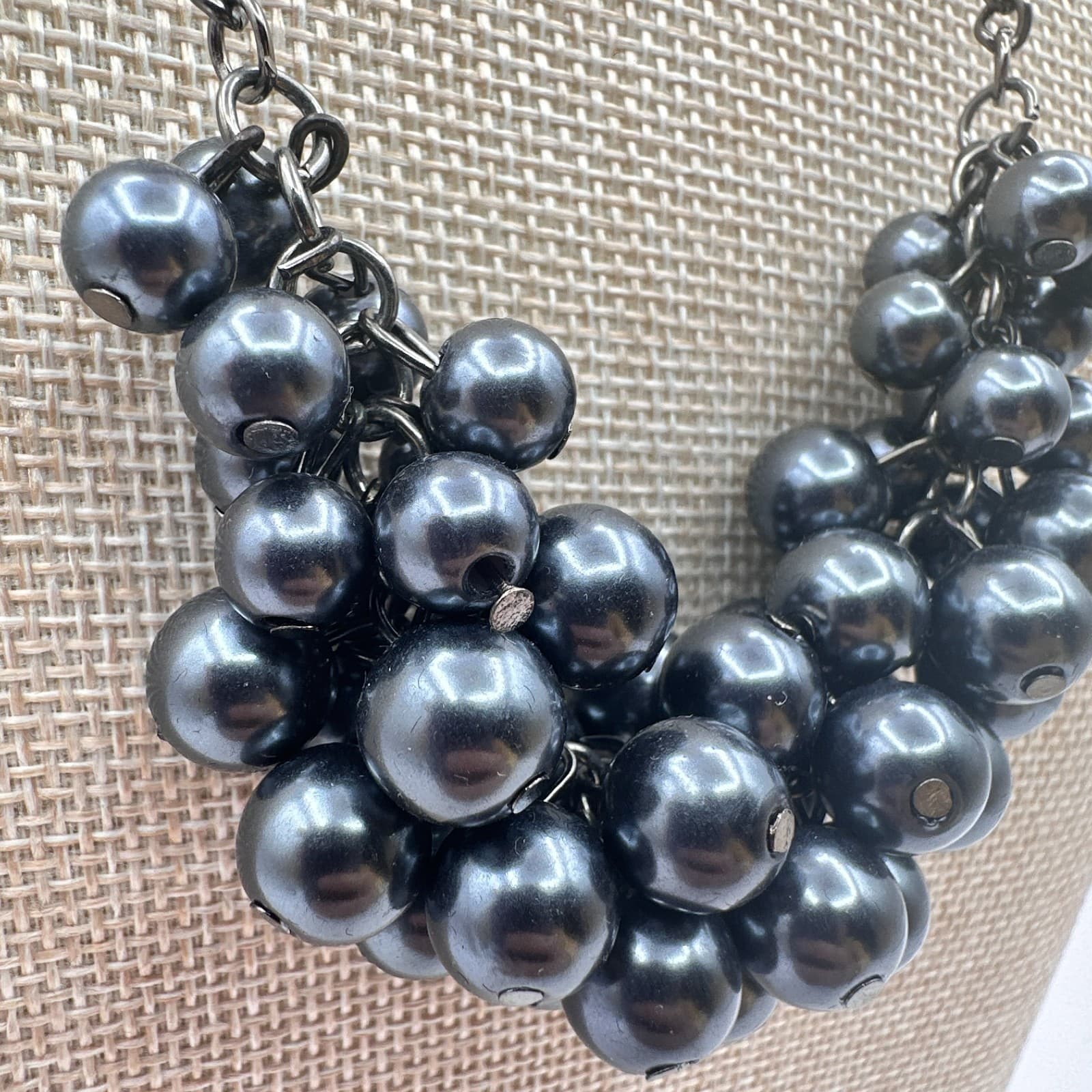 Vintage 90s Silver Tone Layered Chain Necklace Shimmering Faux Pearl Jewelry - Thumbnail 5