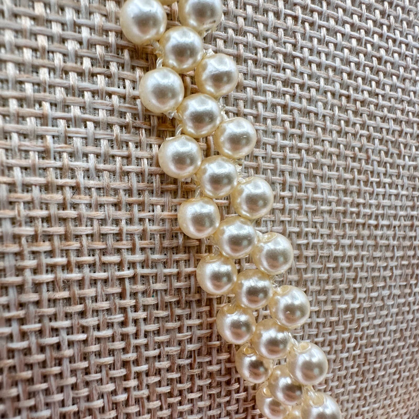 Vintage 90s Cream Faux Pearl Beaded Strand Necklace Gold Tone Classic Jewelry - Thumbnail 4
