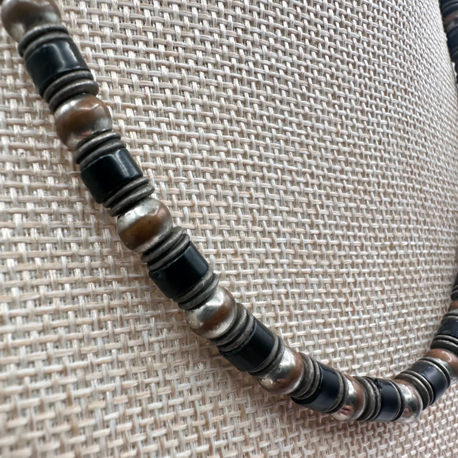 Vintage Y2K Silver Tone Beaded Necklace Boho Women's Classic Fashion Jewelry - Thumbnail 3