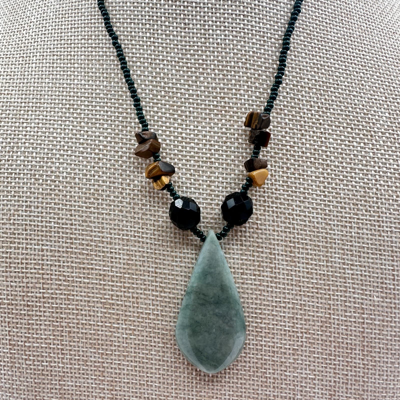 Vintage Y2K Seed Beaded Teardrop Pendant Necklace Boho Women's Classic Jewelry - Thumbnail 2