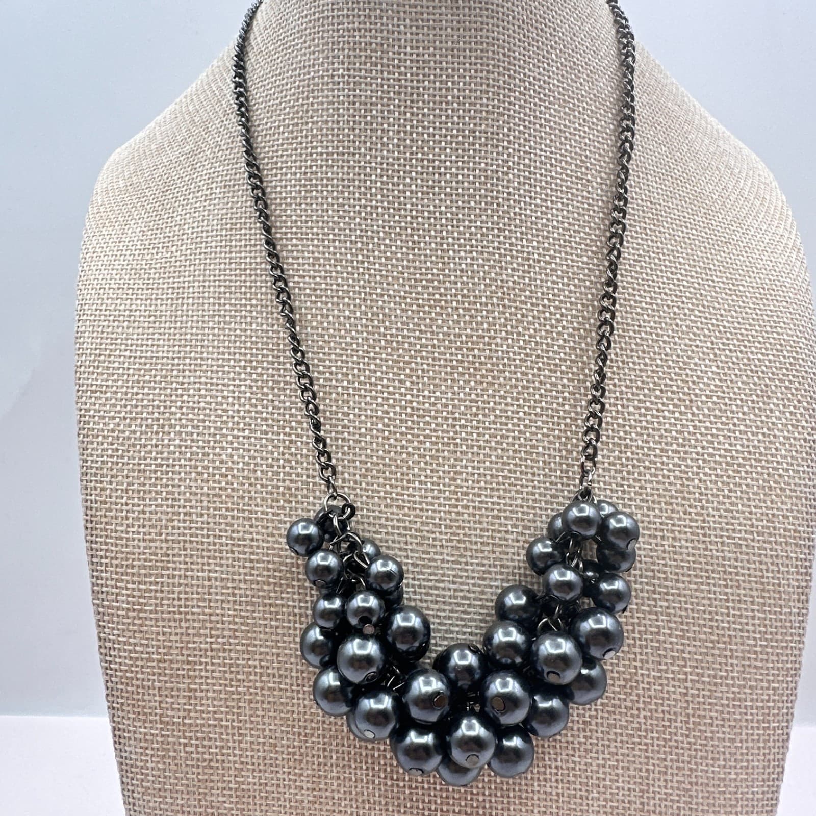 Vintage 90s Silver Tone Layered Chain Necklace Shimmering Faux Pearl Jewelry - Thumbnail 3