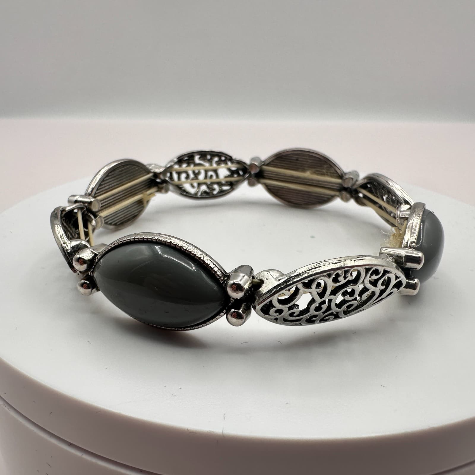 Vintage Y2K Silver Tone Filigree Stretch Marquise Bracelet Women's Jewelry - Thumbnail 4