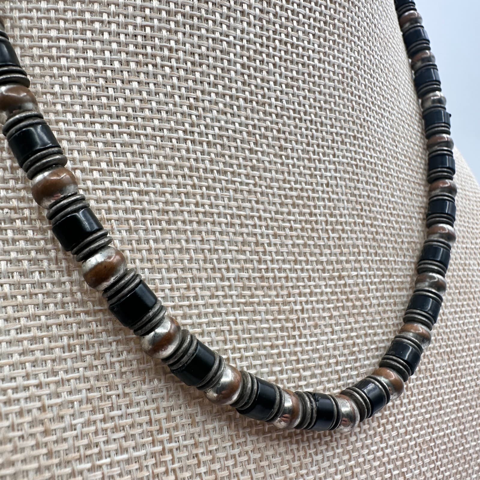 Vintage Y2K Silver Tone Beaded Necklace Boho Women's Classic Fashion Jewelry - Thumbnail 4