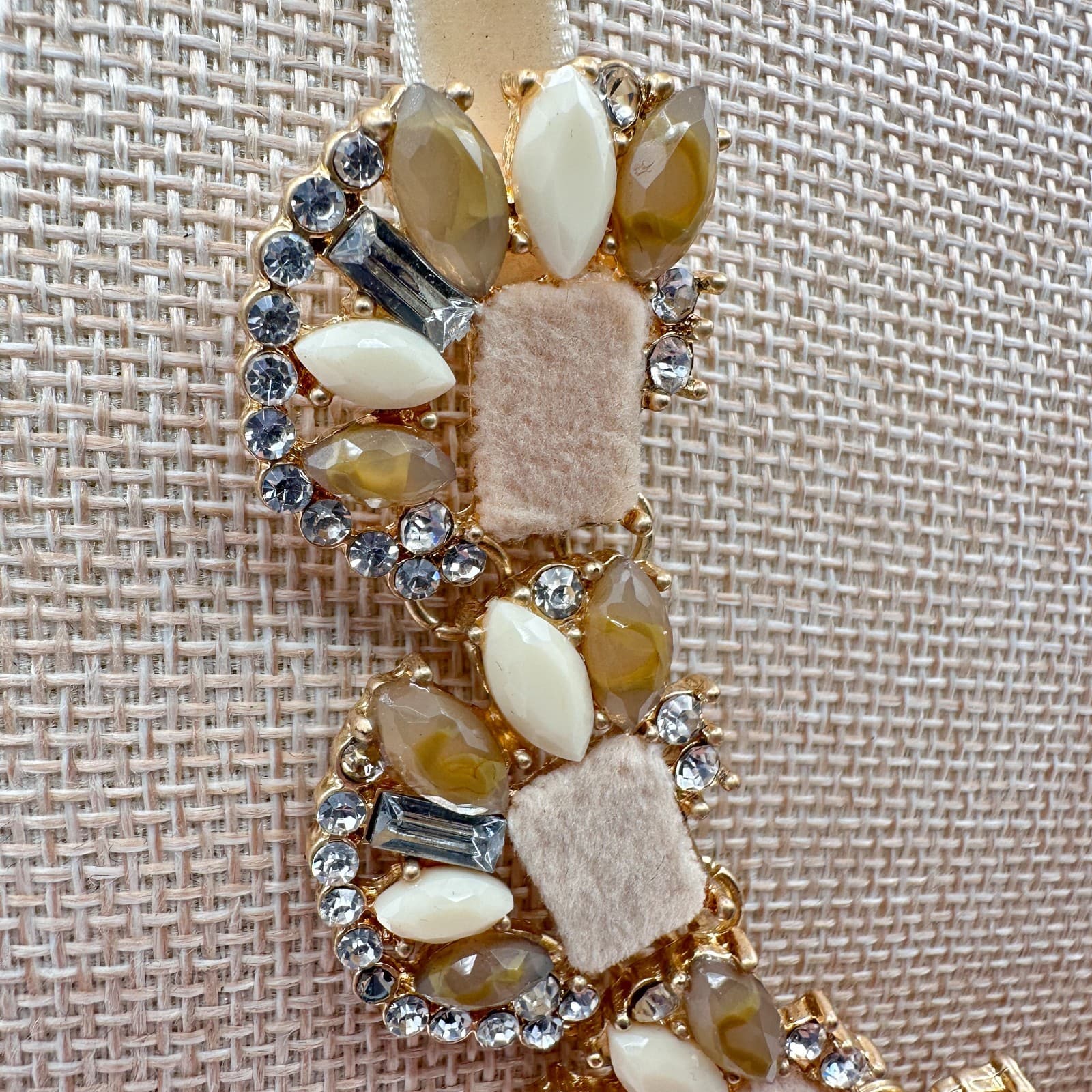 Vintage Y2K Gold Tone Rhinestone Statement Bib Necklace Beige Velvet Jewelry - Thumbnail 4