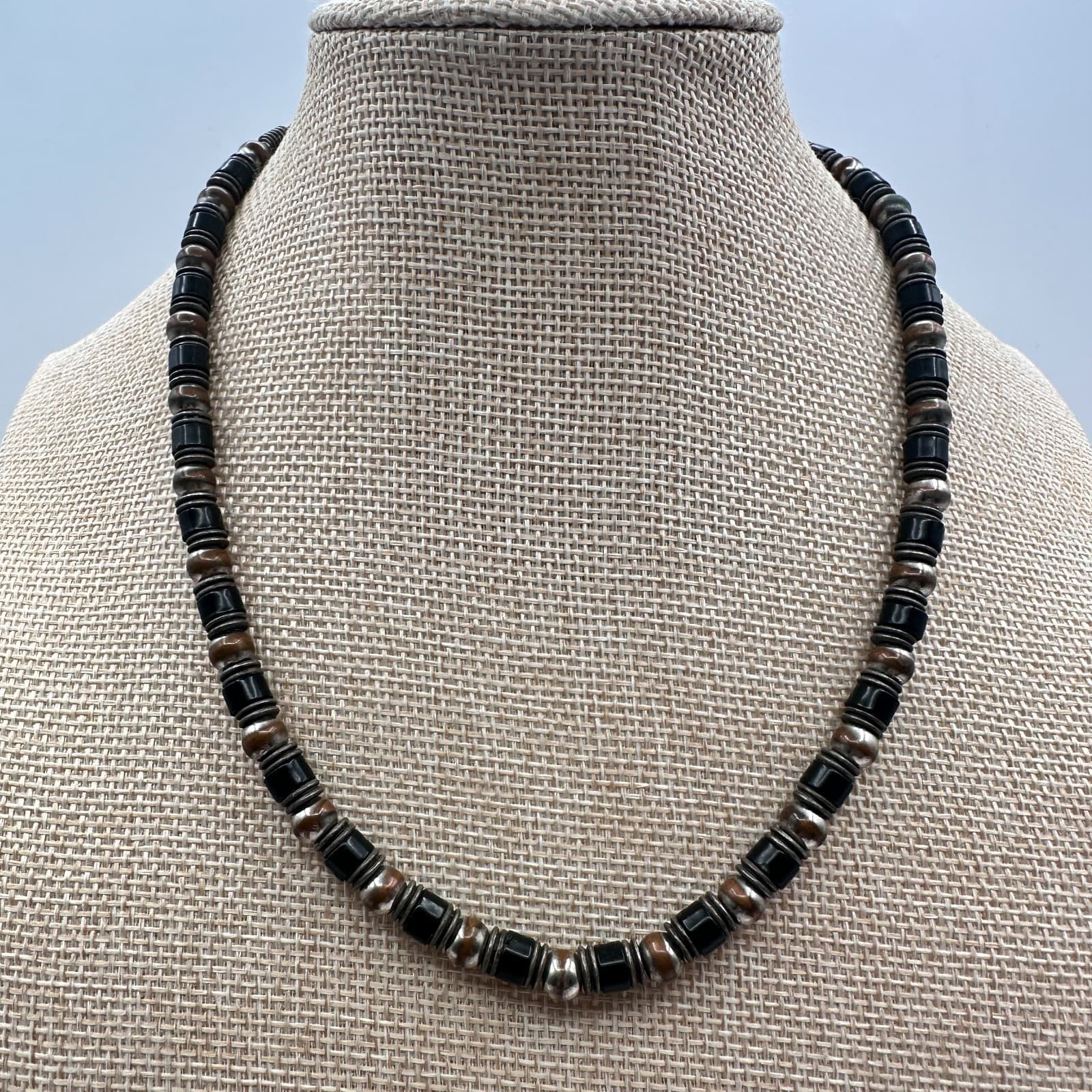 Vintage Y2K Silver Tone Beaded Necklace Boho Women's Classic Fashion Jewelry - Thumbnail 5