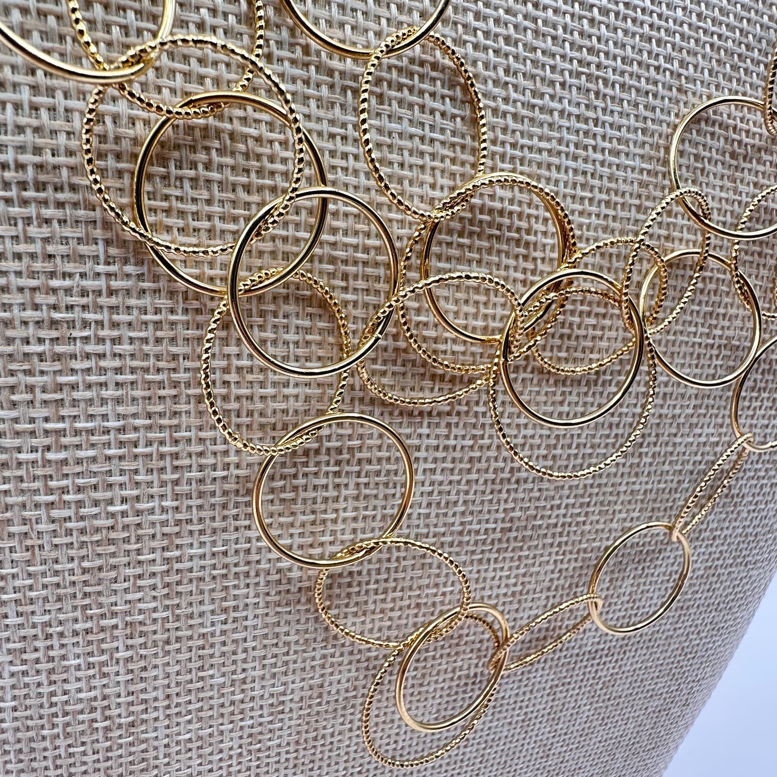 VTG Y2K Gold Tone Multi Strand Interlocking Circle Statement Necklace Jewelry - Thumbnail 4