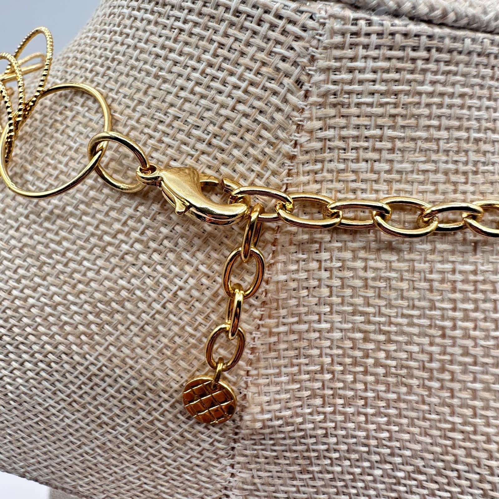 VTG Y2K Gold Tone Multi Strand Interlocking Circle Statement Necklace Jewelry - Thumbnail 8