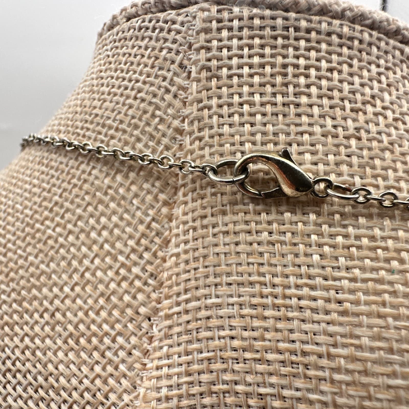 Vintage Y2K Silver Tone Multi Charm Pendant Necklace Classic Fashion Jewelry - Thumbnail 7