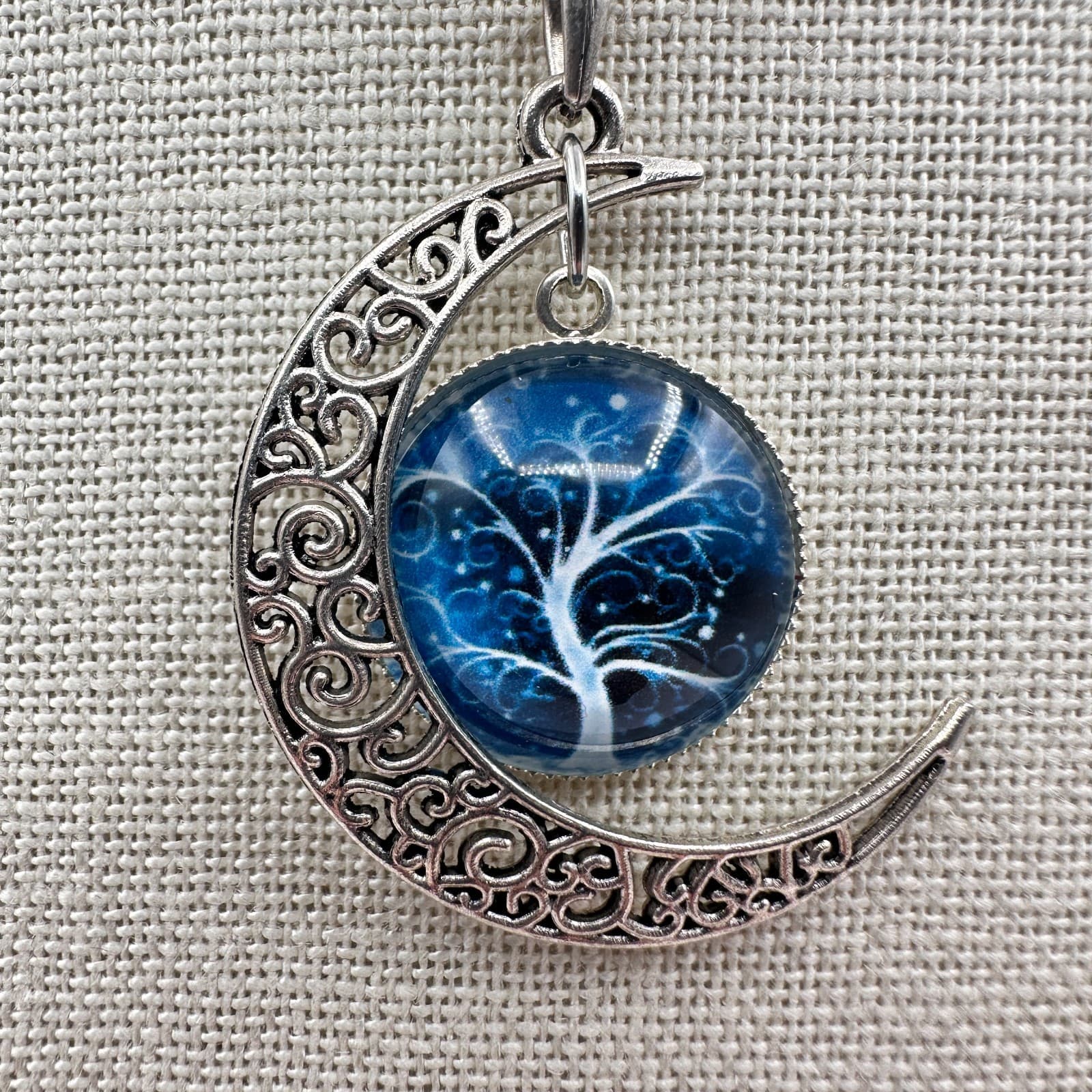 Vintage 90s Silver Tone Moon Tree of Life Pendant Necklace Women's Jewelry - Image 1