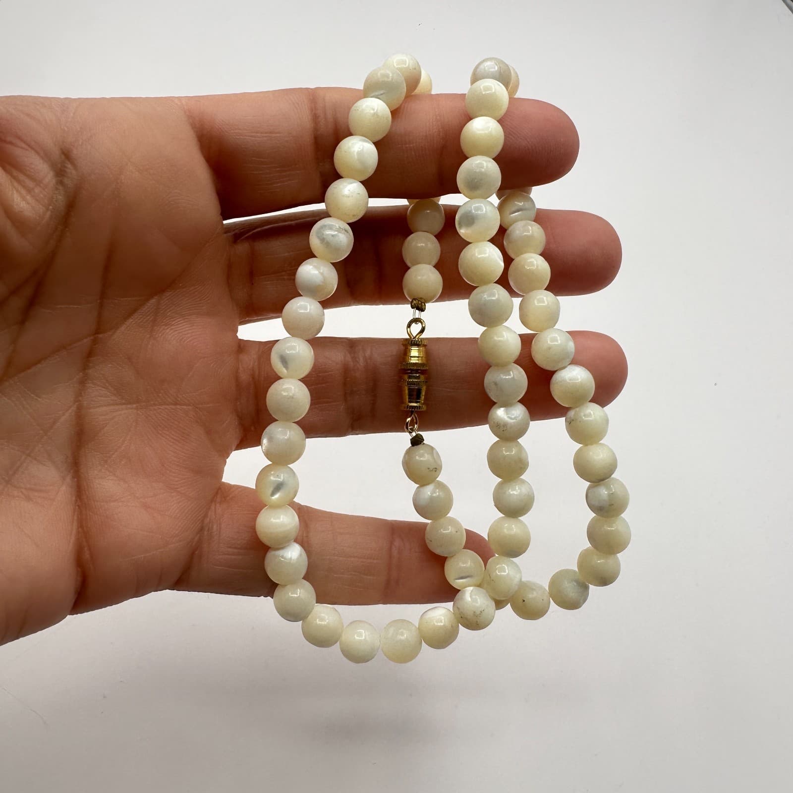 Vintage 90s White Mother of Pearl Bead Necklace Boho Fashion Women's Jewelry - Thumbnail 6
