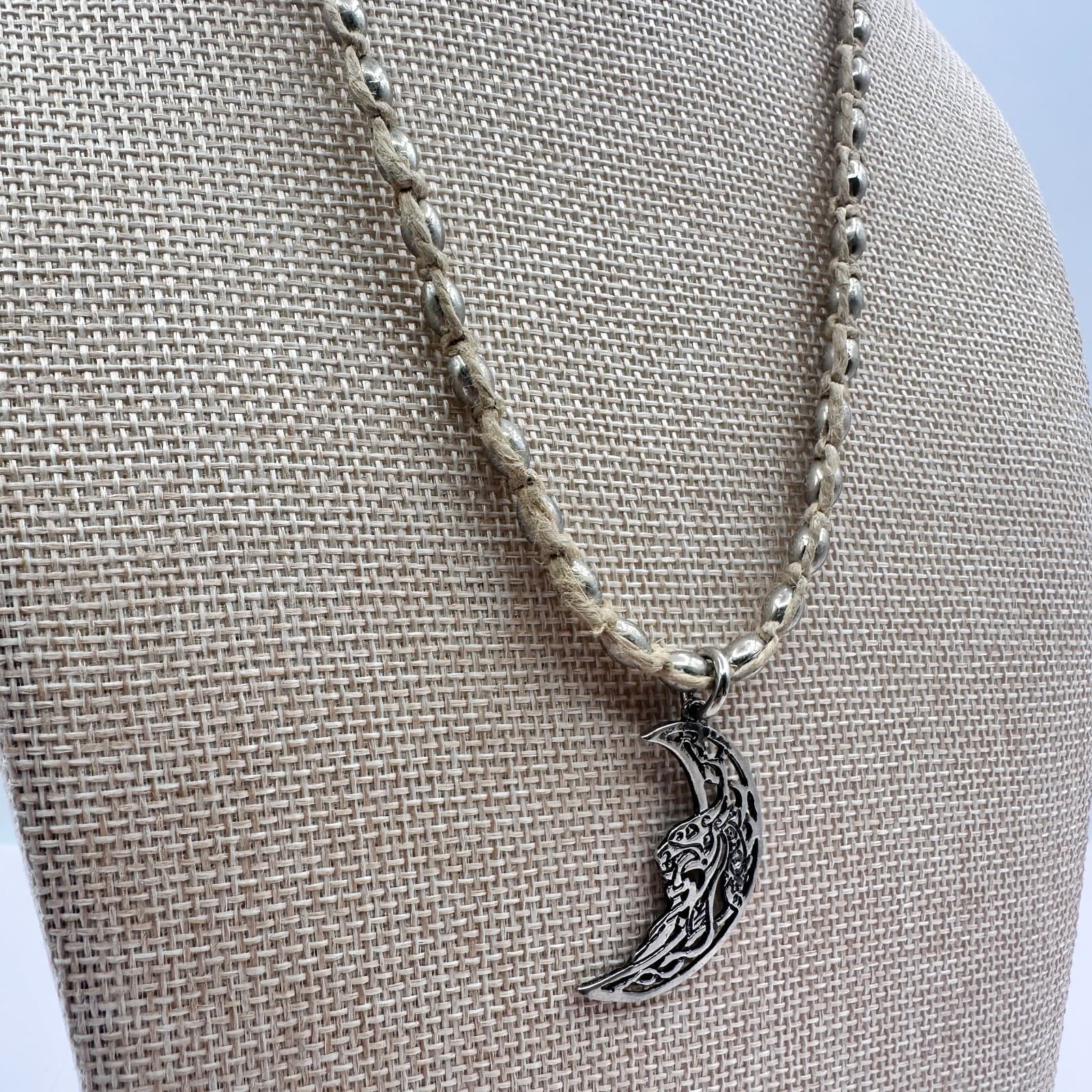 Vintage Y2K Silver Tone Crescent Moon Pendant Beaded Natural Fiber Cord Jewelry - Thumbnail 4