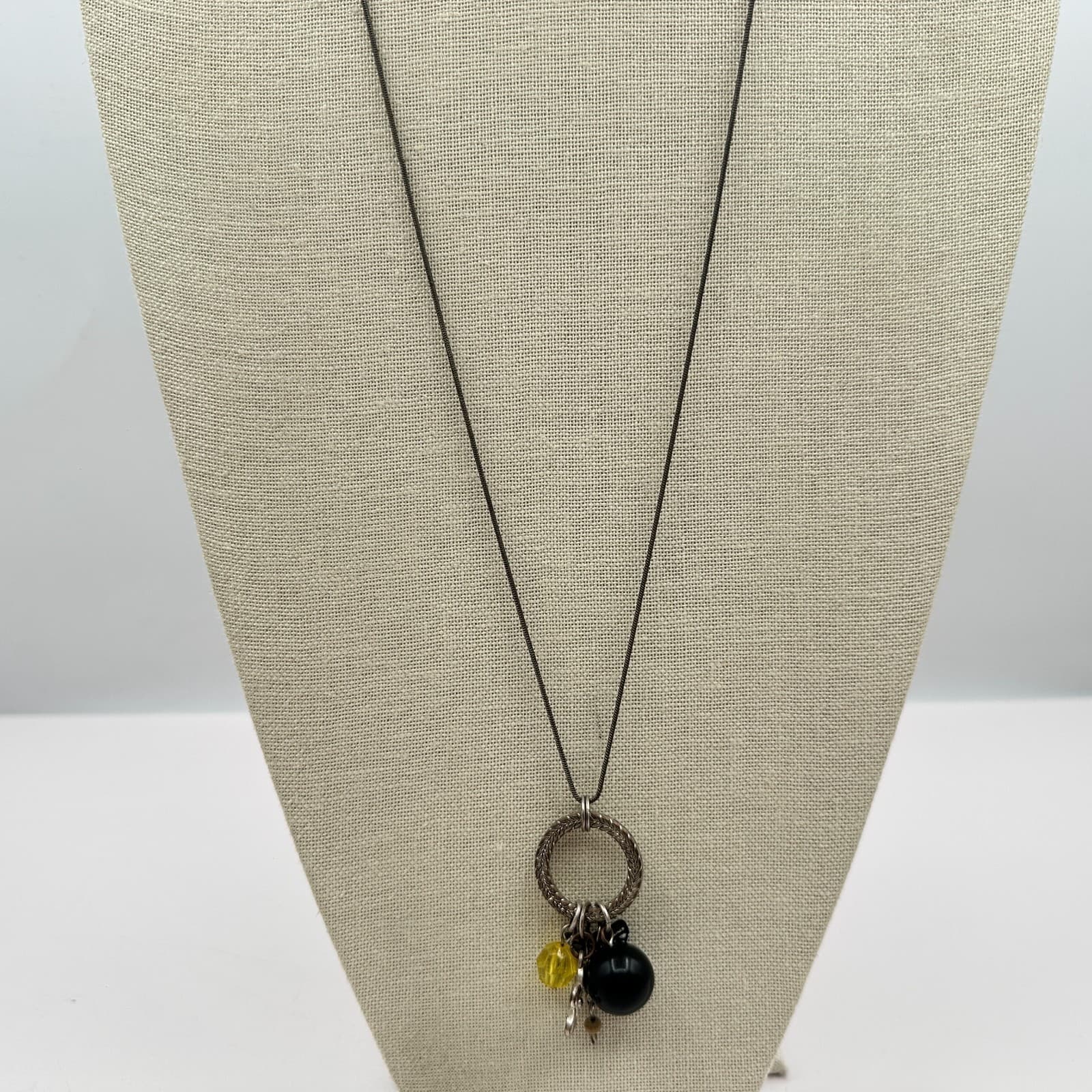 Vintage 60s Necklace Featuring Textured Silver Tone Ring Charm Dangle Jewelry - Thumbnail 4