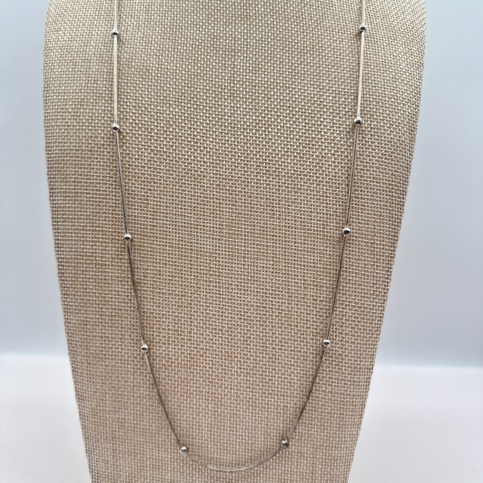 Vintage 90s Silver Tone Rope Chain Station Necklace Retro Women's Jewelry - Image 1