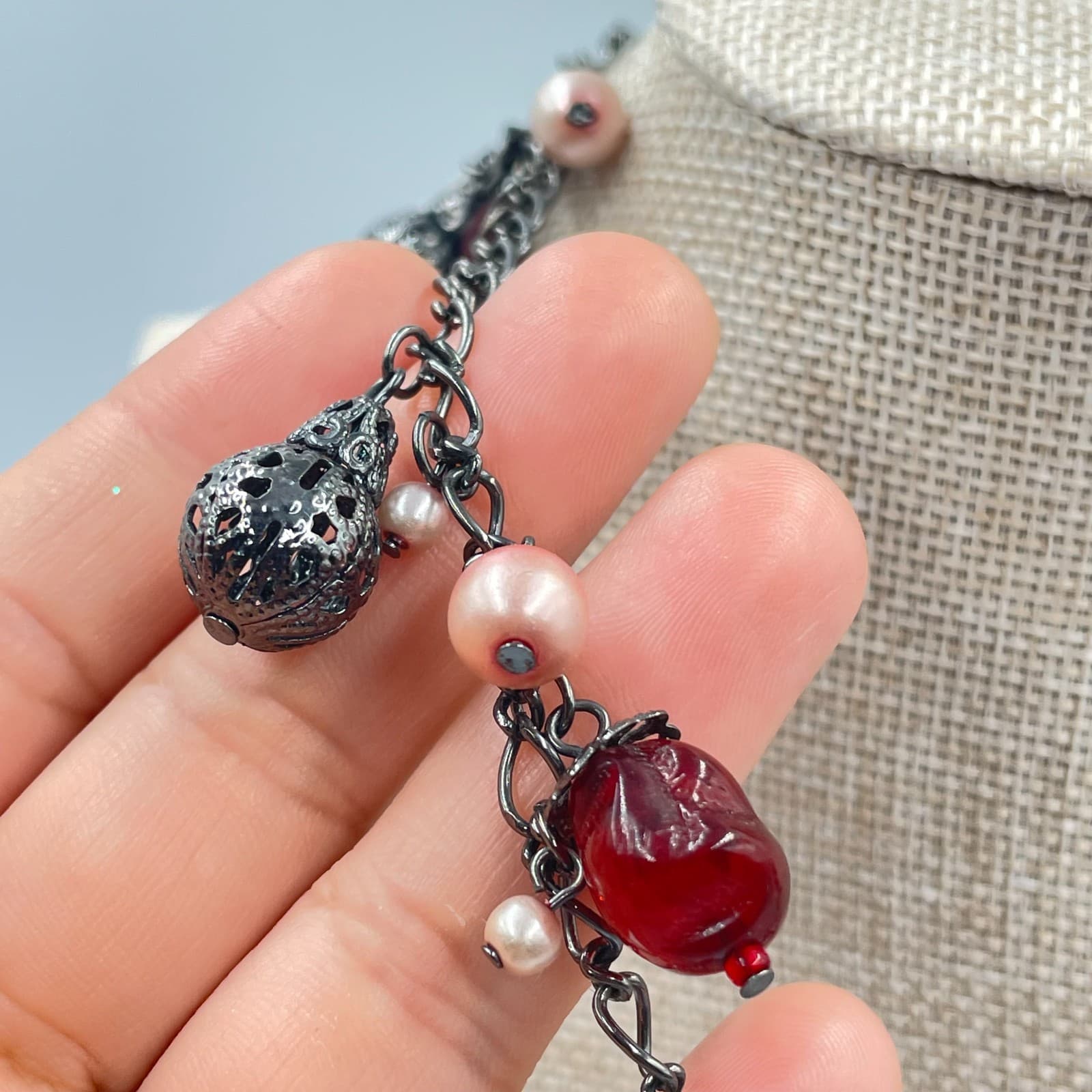 Gunmetal-Tone Chain Filigree Cage Mother Of Pearls Beaded Cluster Charm Necklace - Thumbnail 4