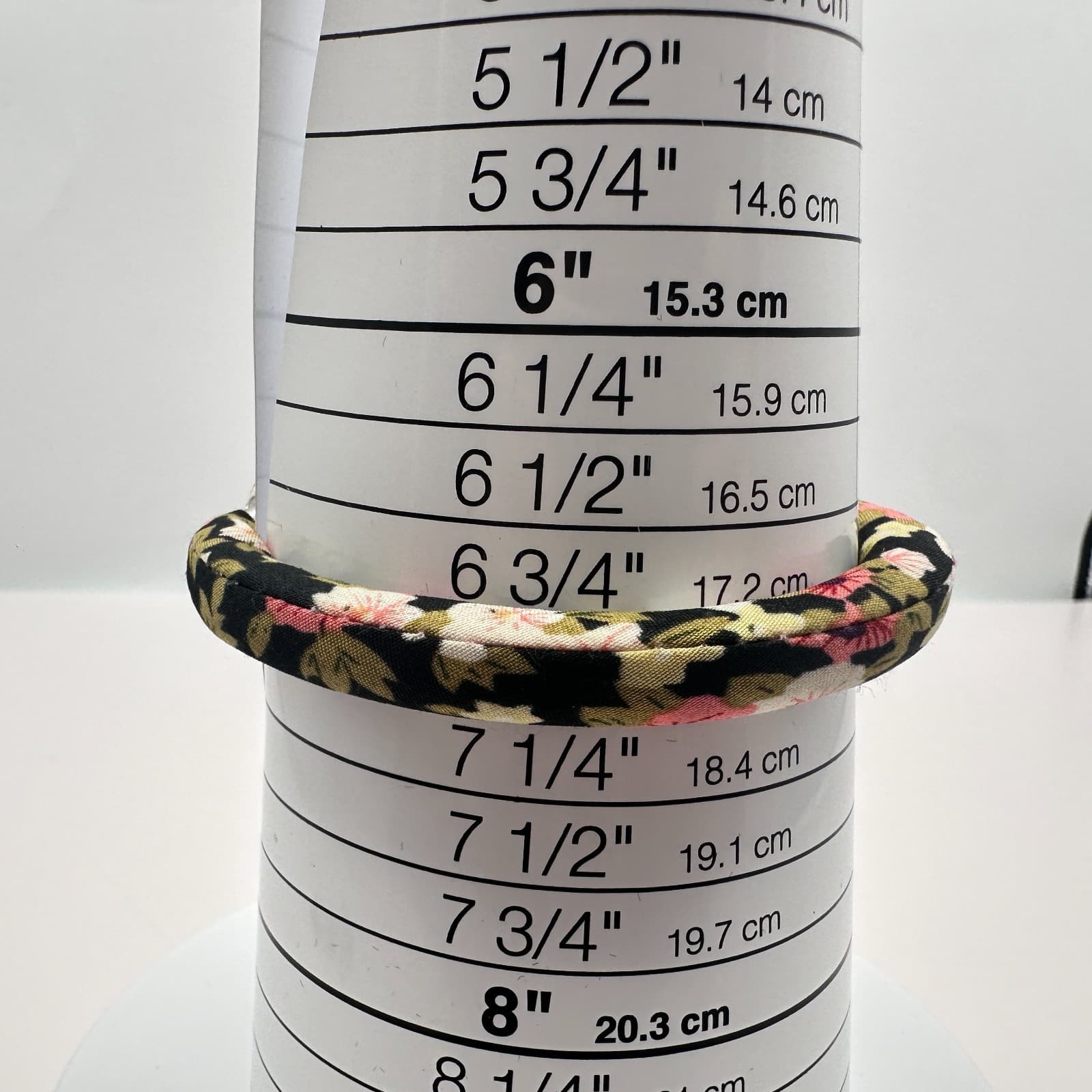 Vintage 90s Floral Fabric Bangle Bracelet Glass Rhinestone Charm Classic Jewelry - Thumbnail 7