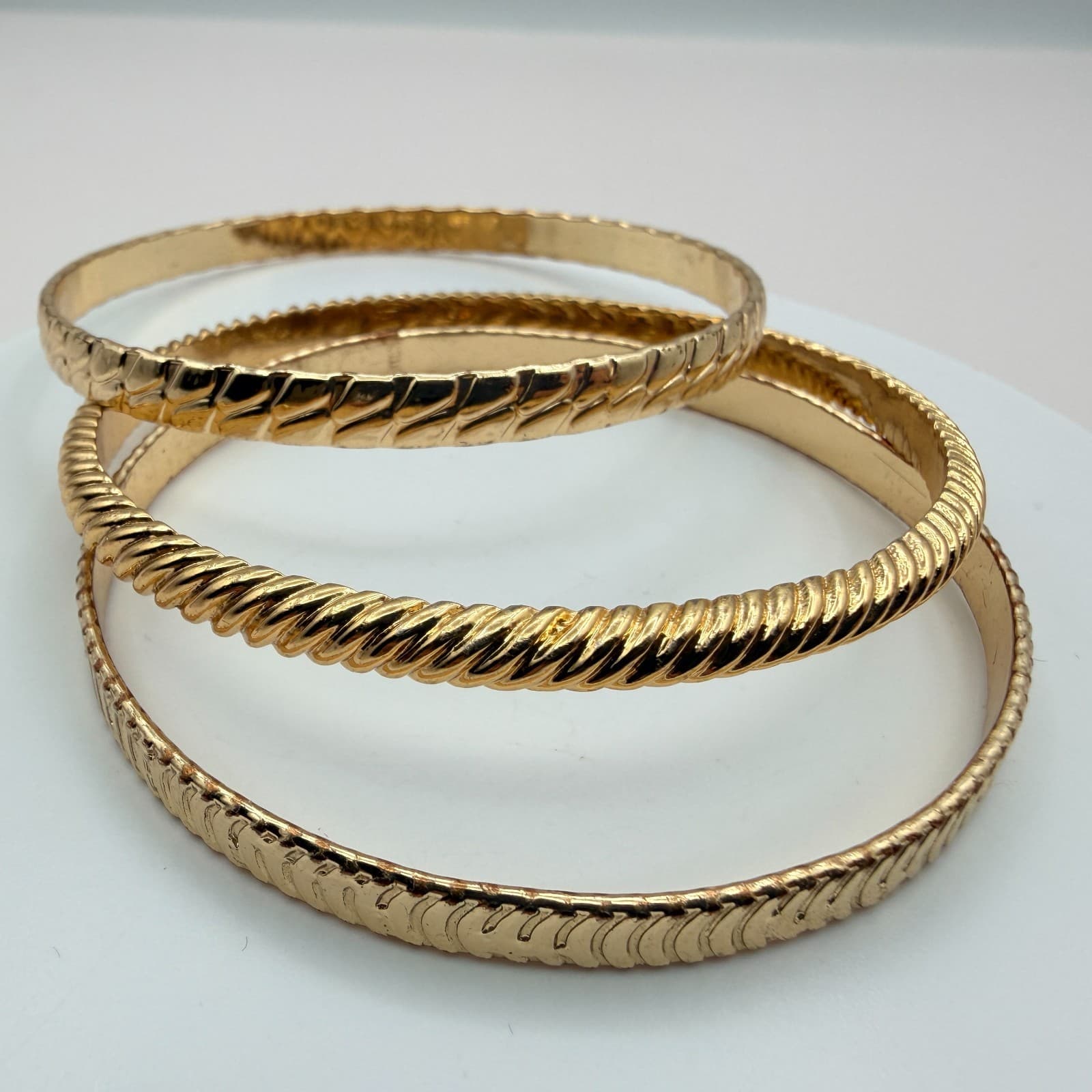 Vintage Y2K Gold Tone Textured Bangle Set Boho Women's Classic Fashion Jewelry - Thumbnail 7