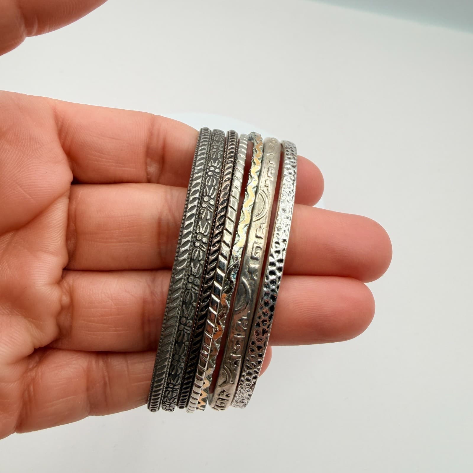 Vintage Y2K Silver Tone Textured Bangle Set Boho Women's Classic Jewelry - Thumbnail 7