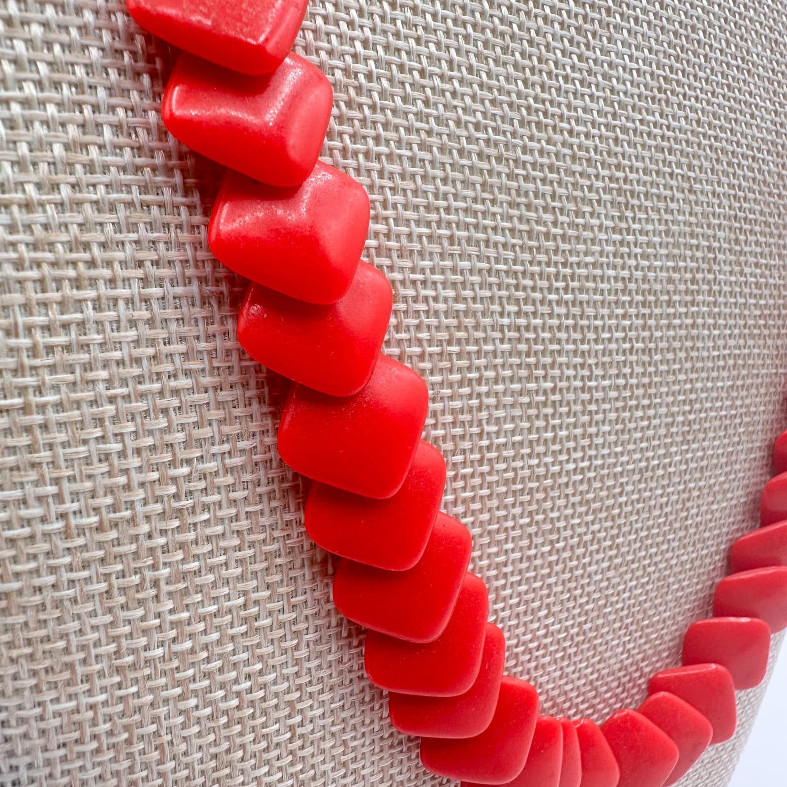 Vintage 70s Women Red Square Bead Statement Necklace Smooth Matte Finish Jewelry - Thumbnail 6