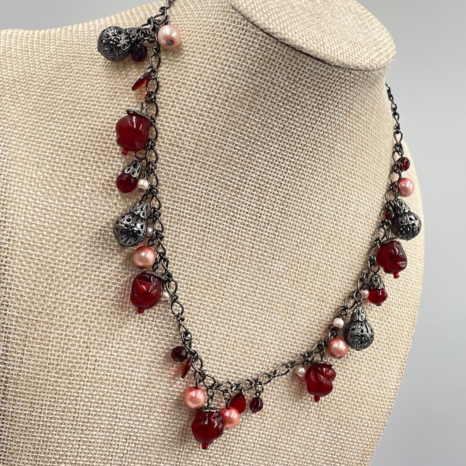 Gunmetal-Tone Chain Filigree Cage Mother Of Pearls Beaded Cluster Charm Necklace - Thumbnail 5