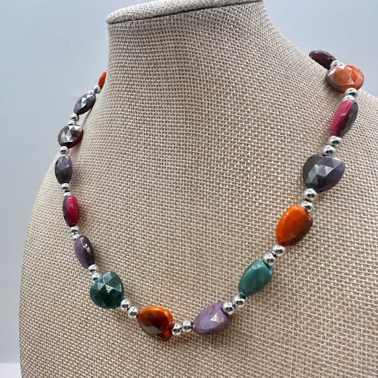 Vintage Y2K Faceted Heart Bead Statement Necklace Silver Tone Accents Jewelry - Thumbnail 4